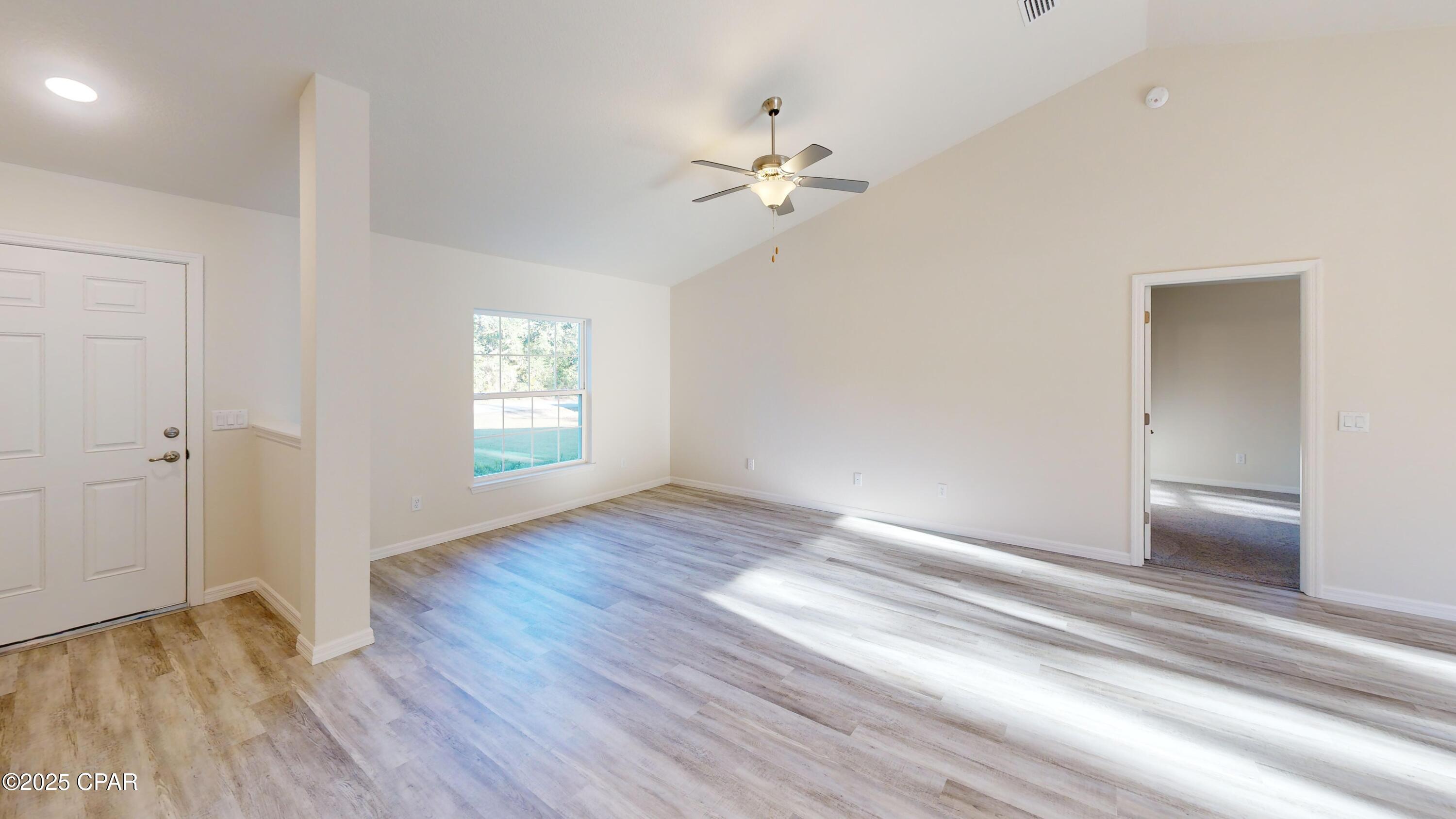 Image 20 For 2263 Shenandoah Boulevard