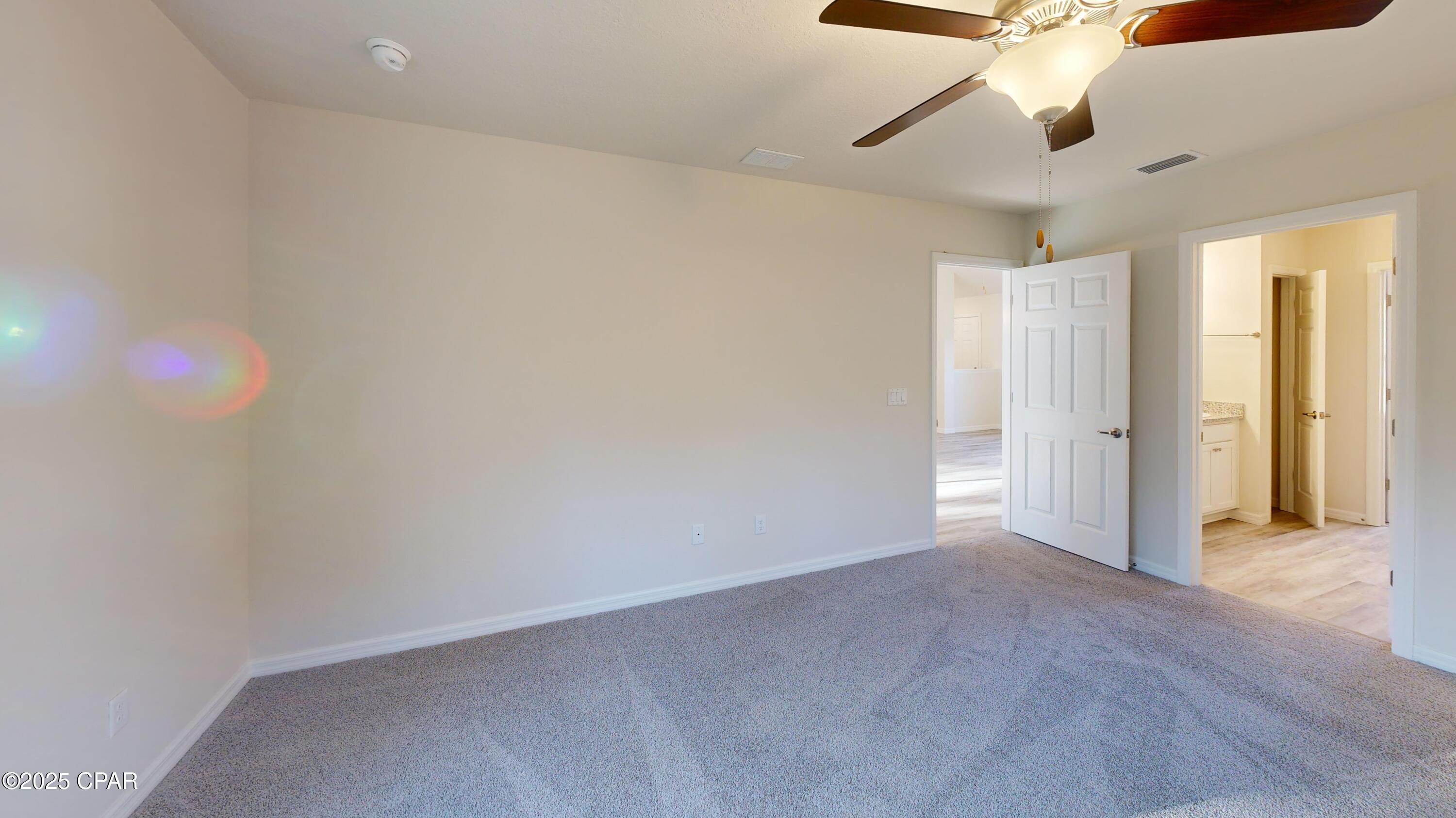 Image 7 For 2263 Shenandoah Boulevard