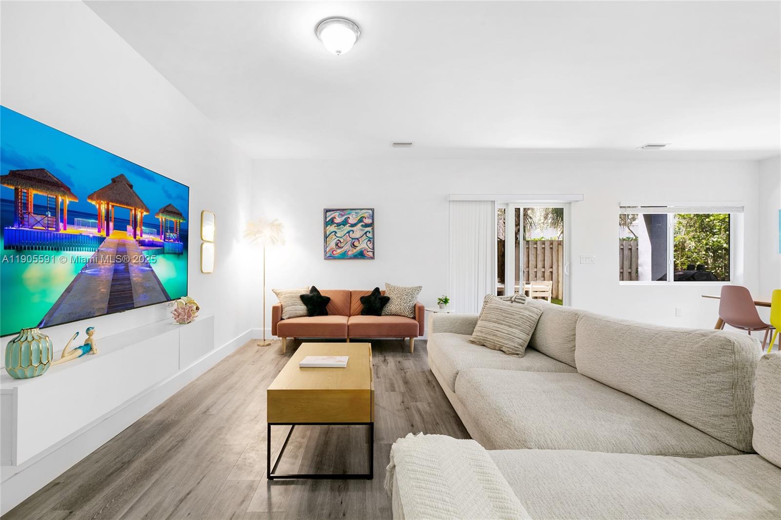 House for Sale in Pompano Beach, FL