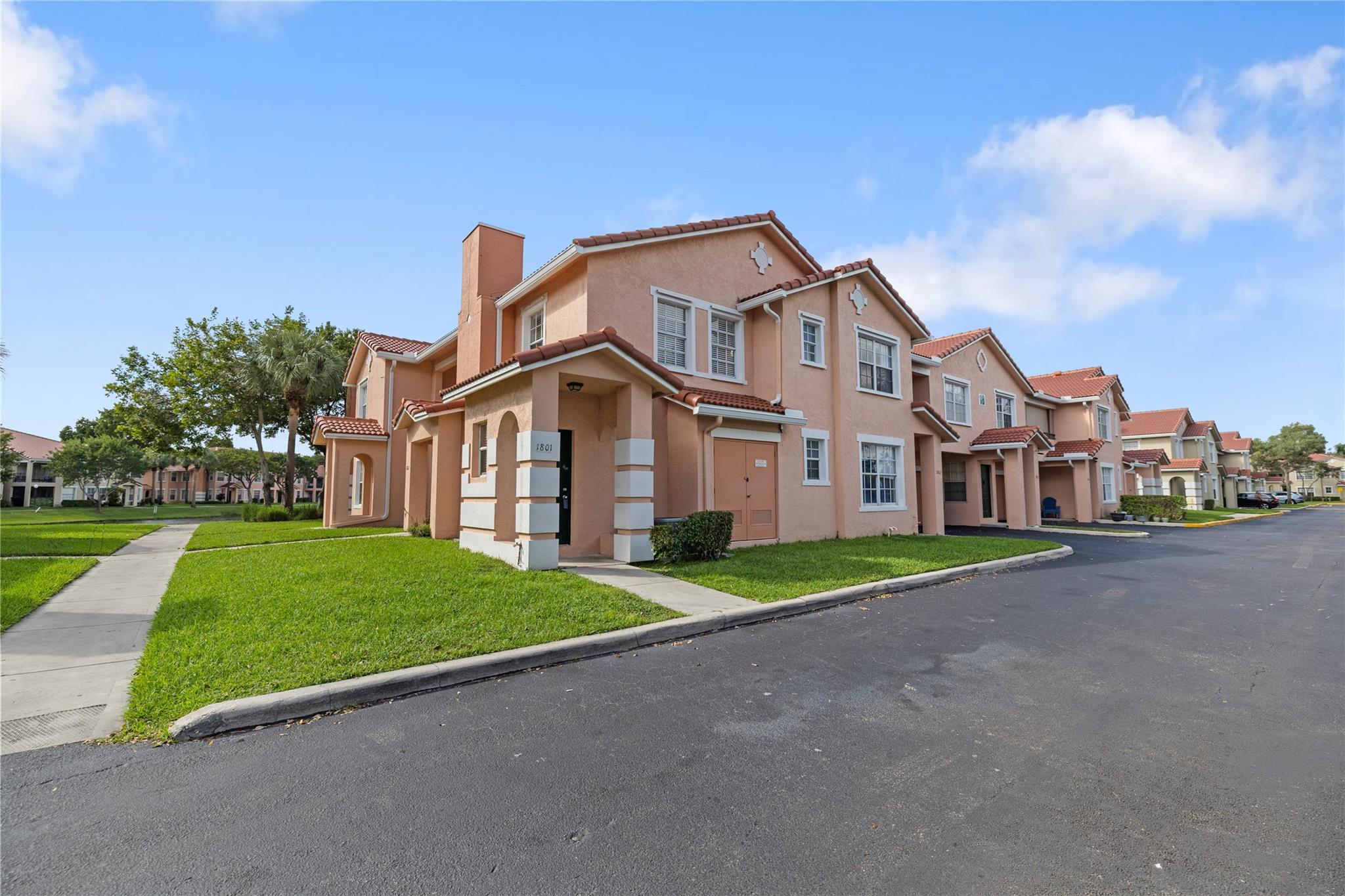 1801 Belmont Ln Unit 1801, North Lauderdale, Florida 33068