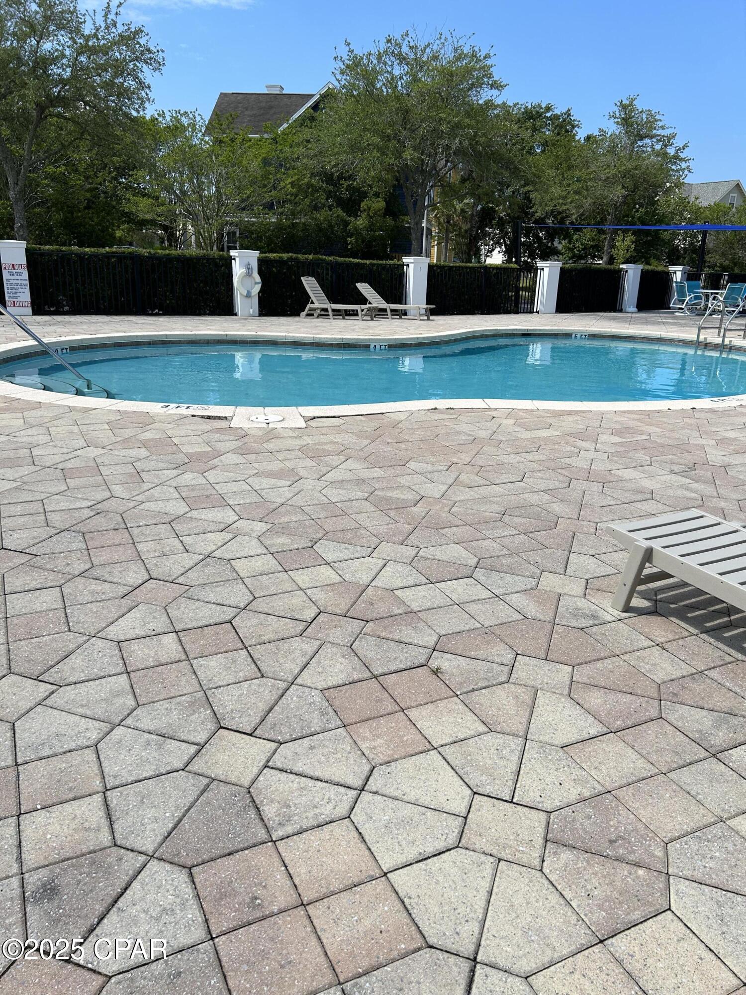 Image 13 For 335 Madison Circle