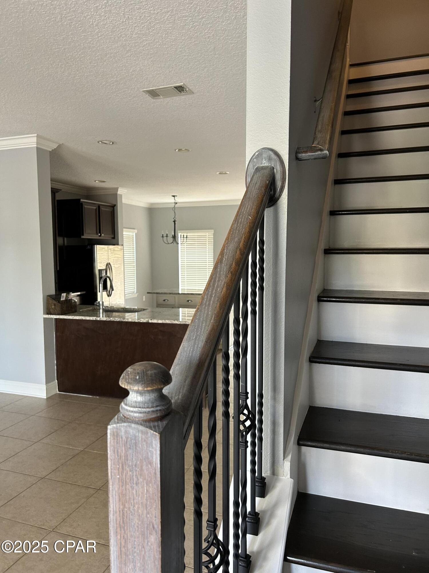 Image 8 For 335 Madison Circle