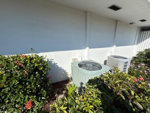 Homes for sale in Royal Palm Beach, FL | 96 East Court, Royal Palm Beach, FL 33411 | MLS# R11136587