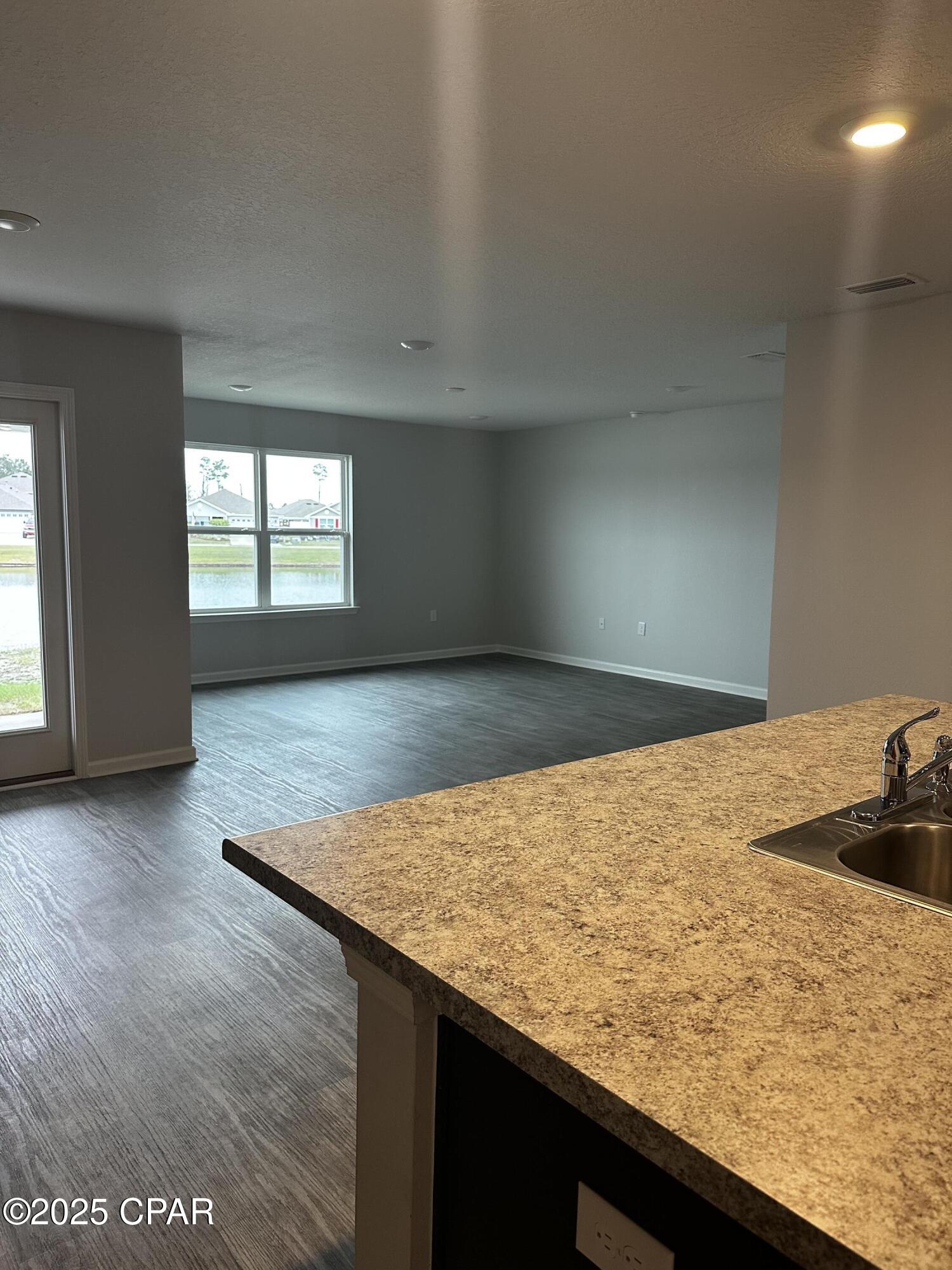 Image 4 For 537 Albert Meadow Lane