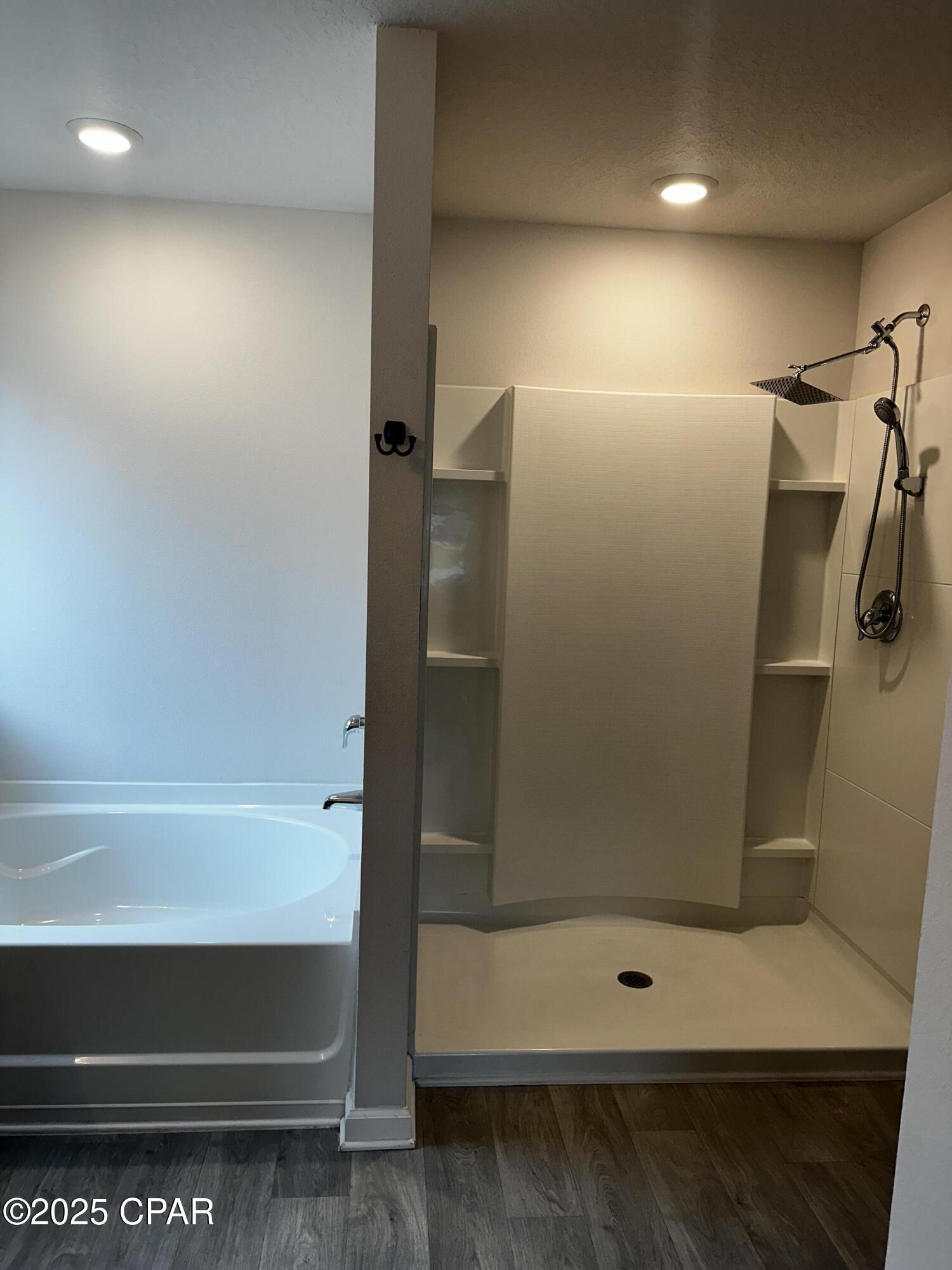 Image 6 For 537 Albert Meadow Lane