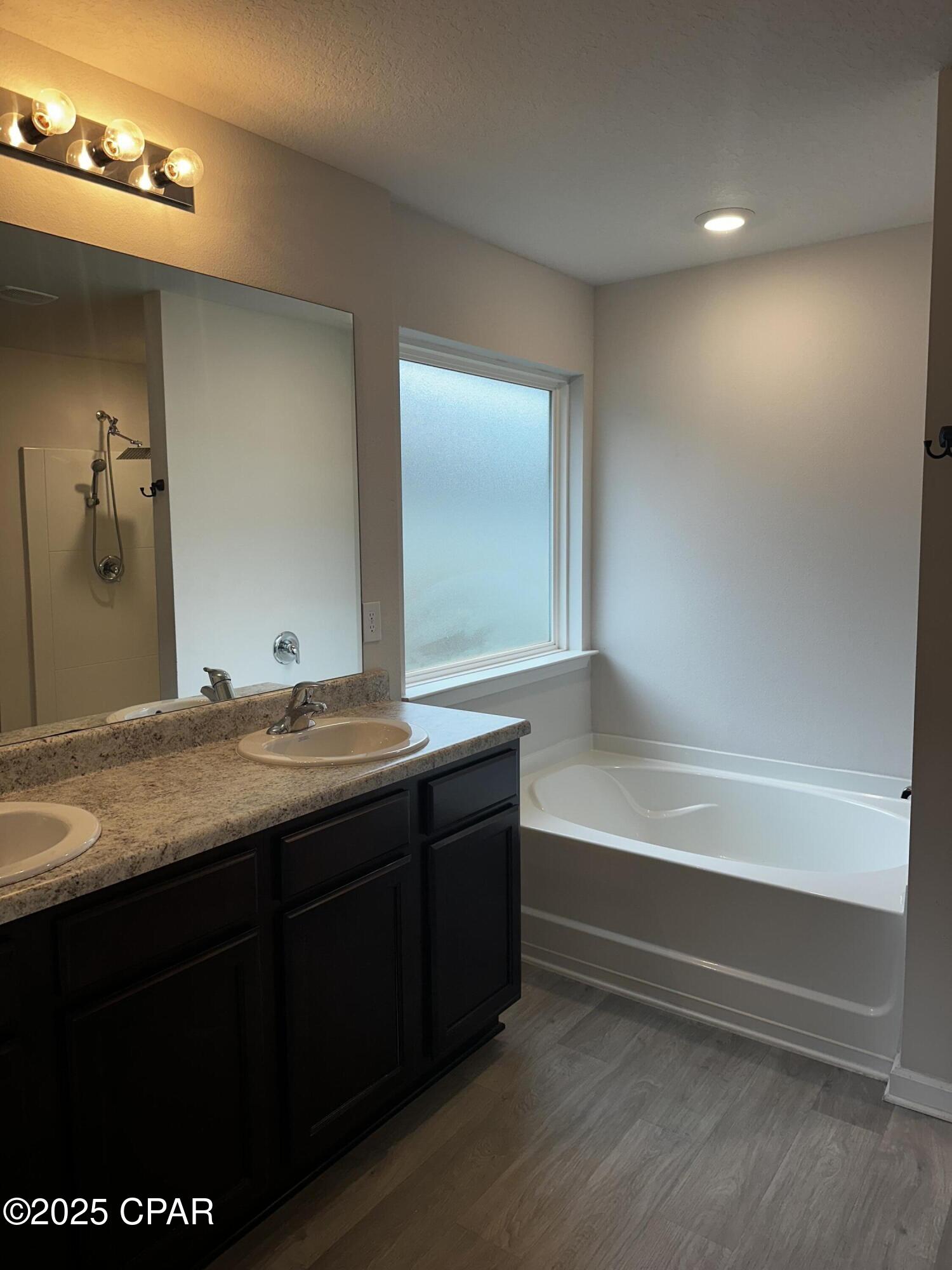 Image 7 For 537 Albert Meadow Lane