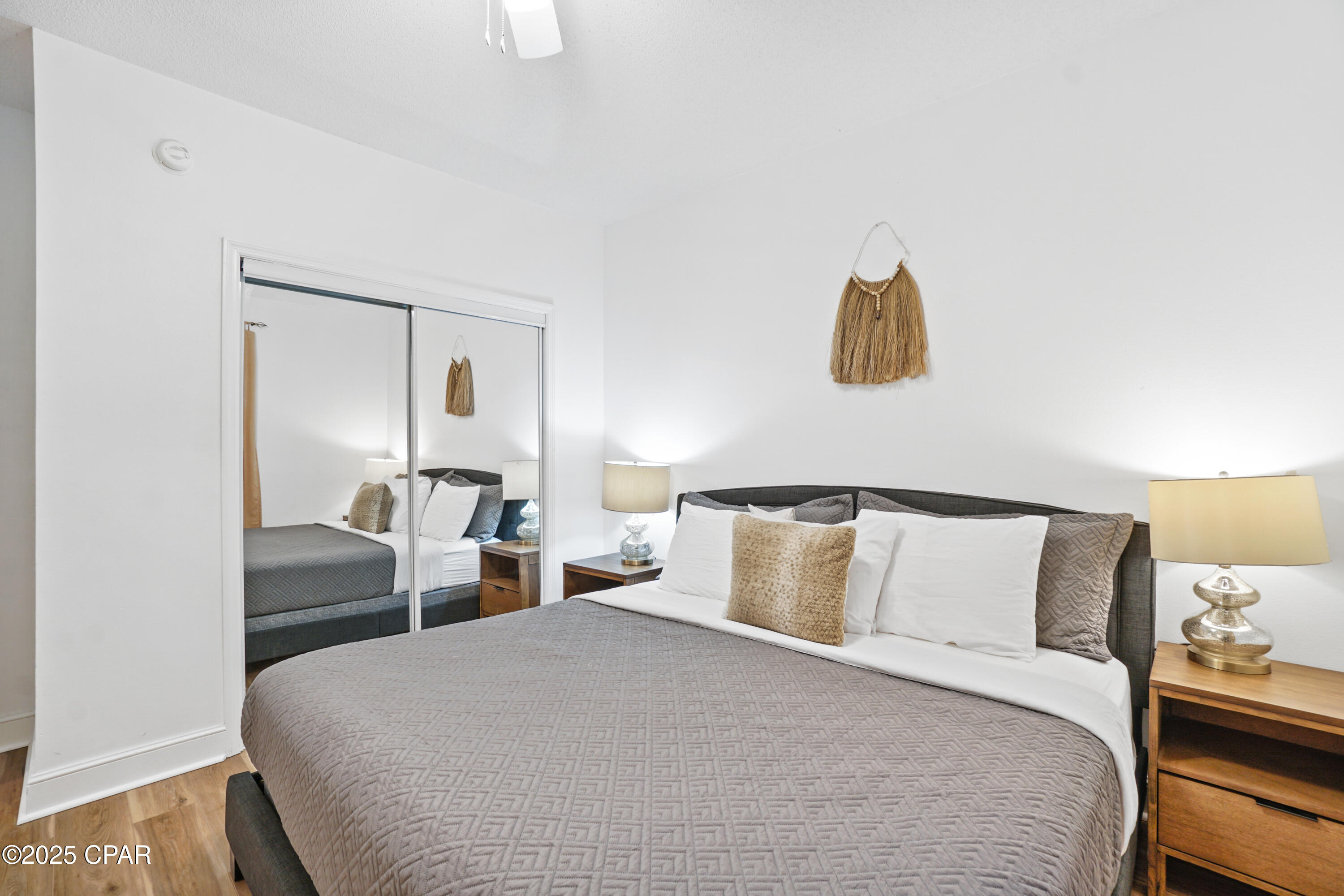 Image 11 For 10901 Front Beach Road 1-2010