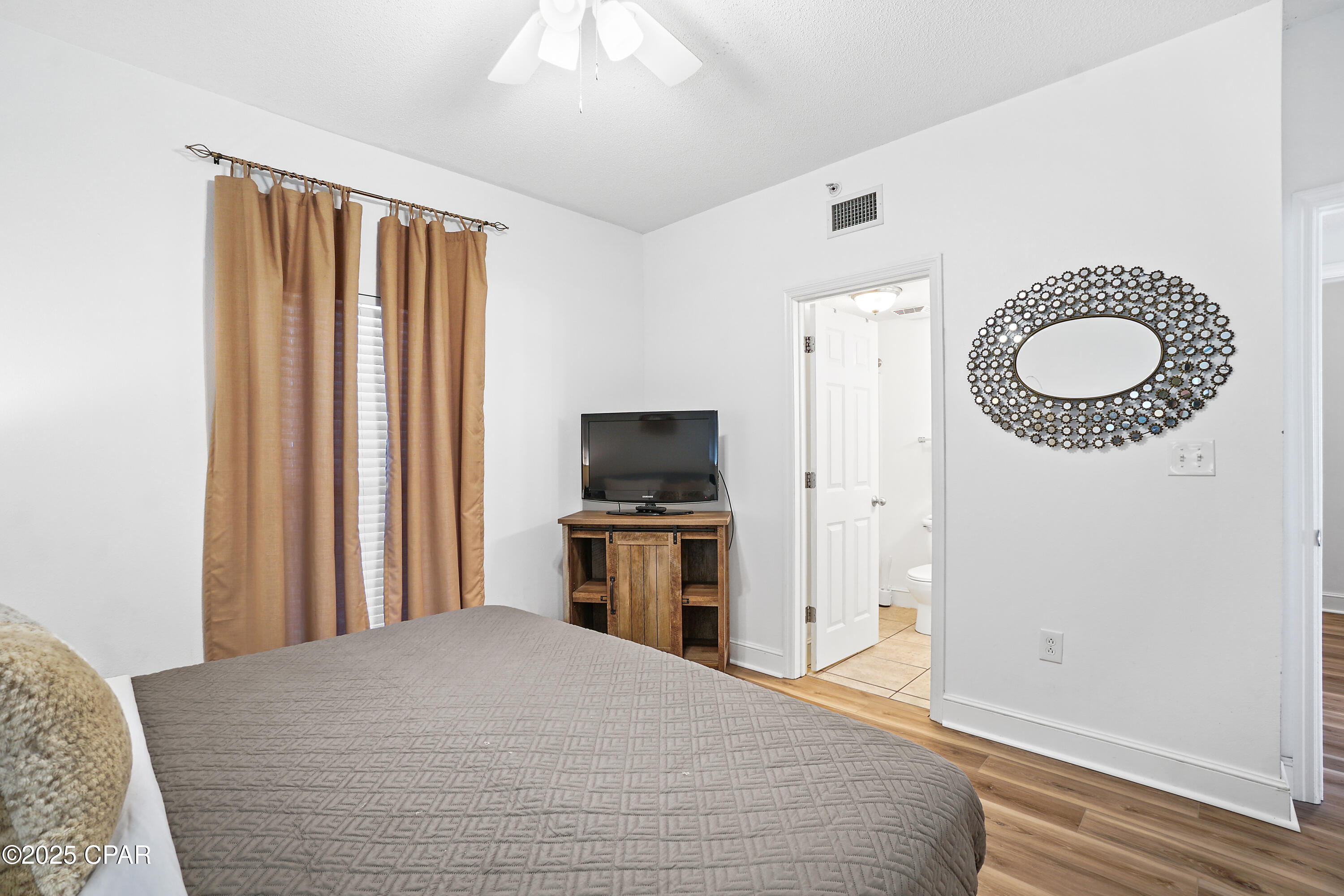 Image 13 For 10901 Front Beach Road 1-2010