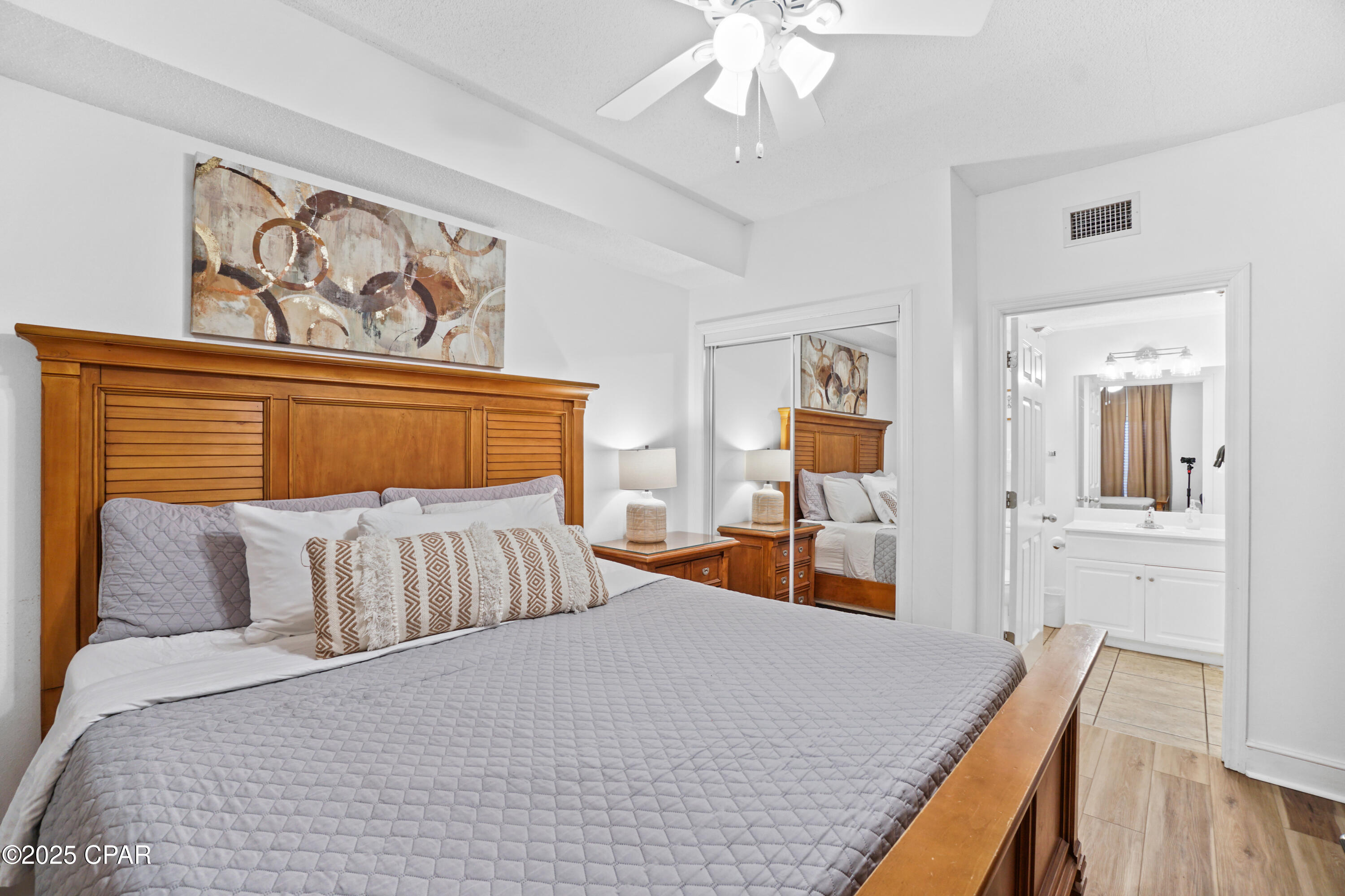 Image 17 For 10901 Front Beach Road 1-2010