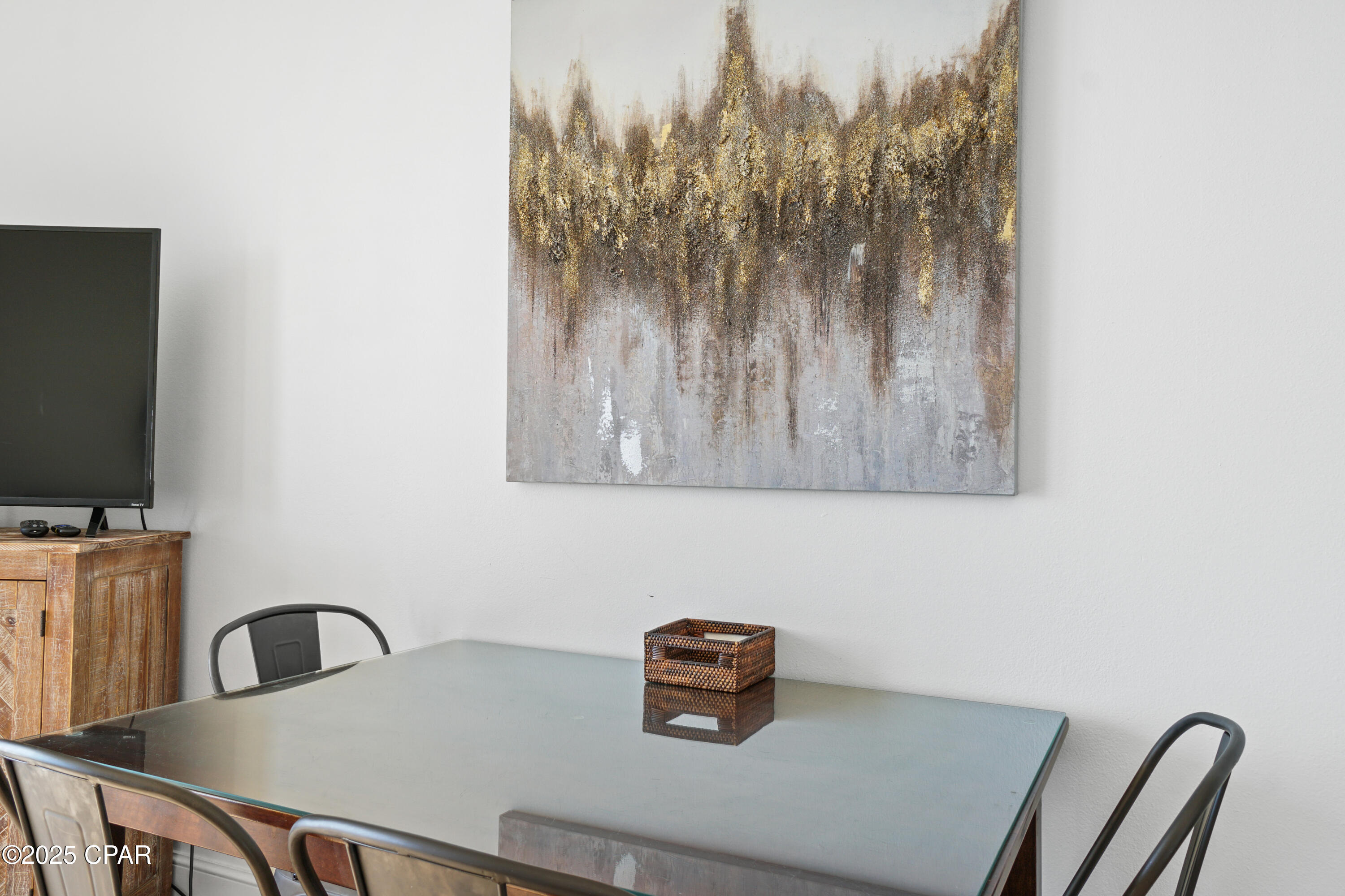 Image 6 For 10901 Front Beach Road 1-2010