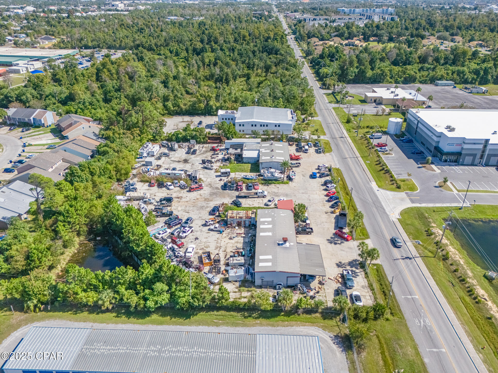 Listing photo id 10 for 1220 19th Street