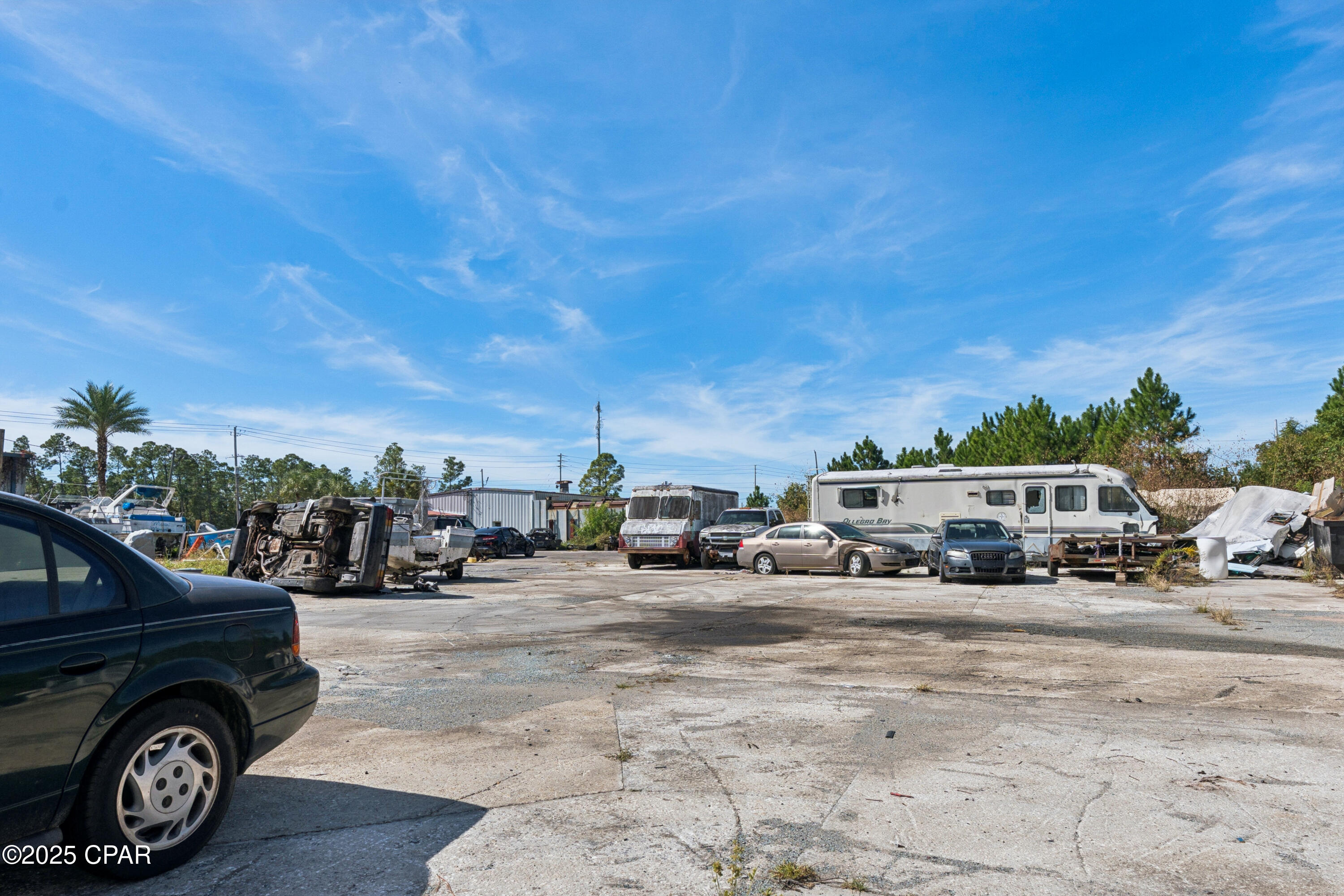 Listing photo id 32 for 1220 19th Street