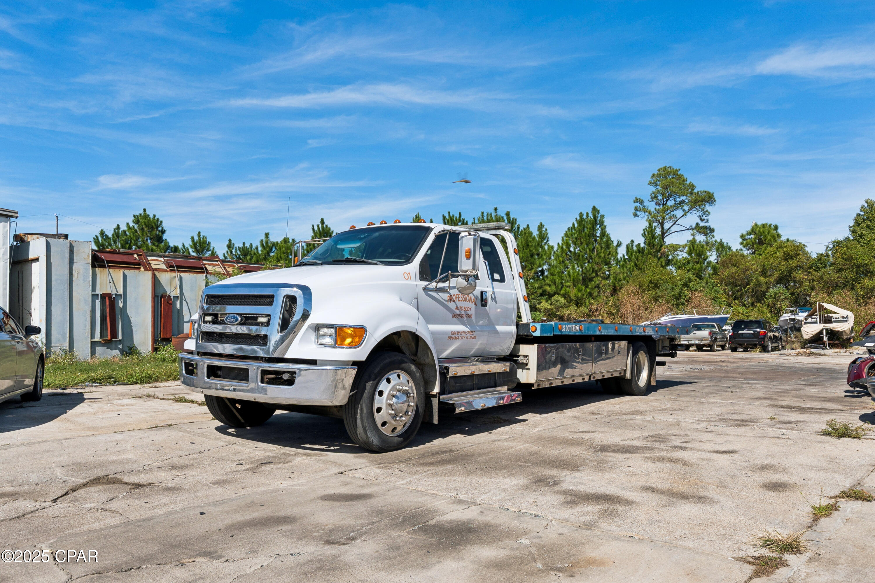 Listing photo id 40 for 1220 19th Street