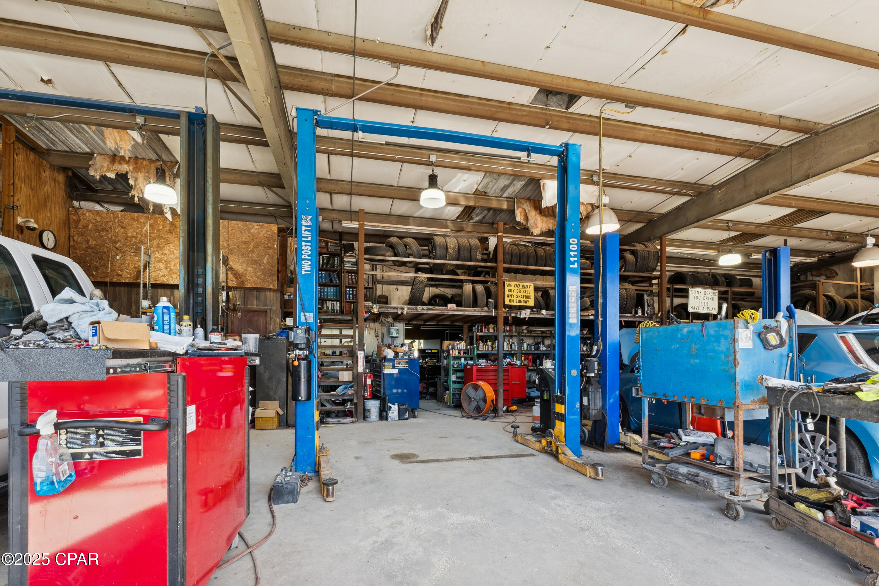 Listing photo id 44 for 1220 19th Street