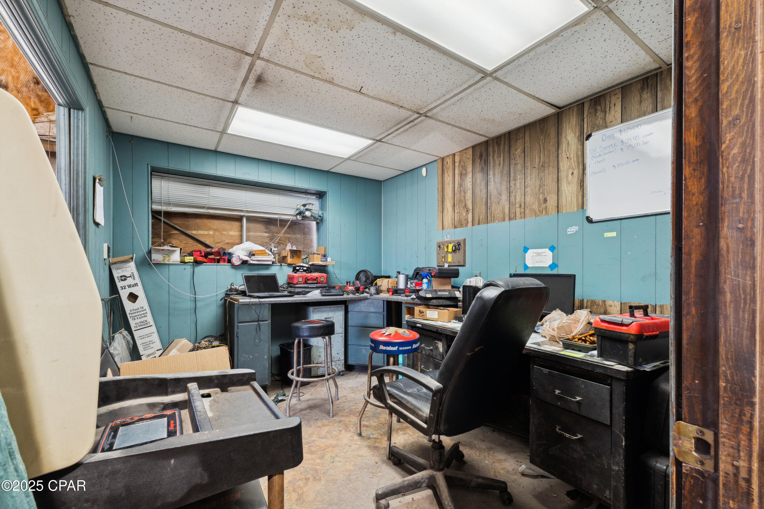 Listing photo id 46 for 1220 19th Street