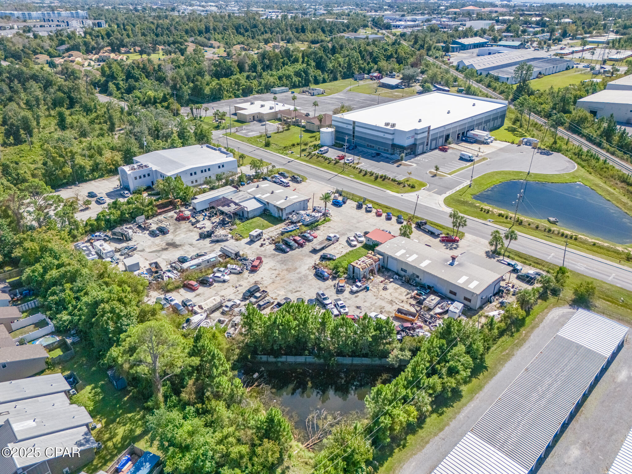 Listing photo id 9 for 1220 19th Street