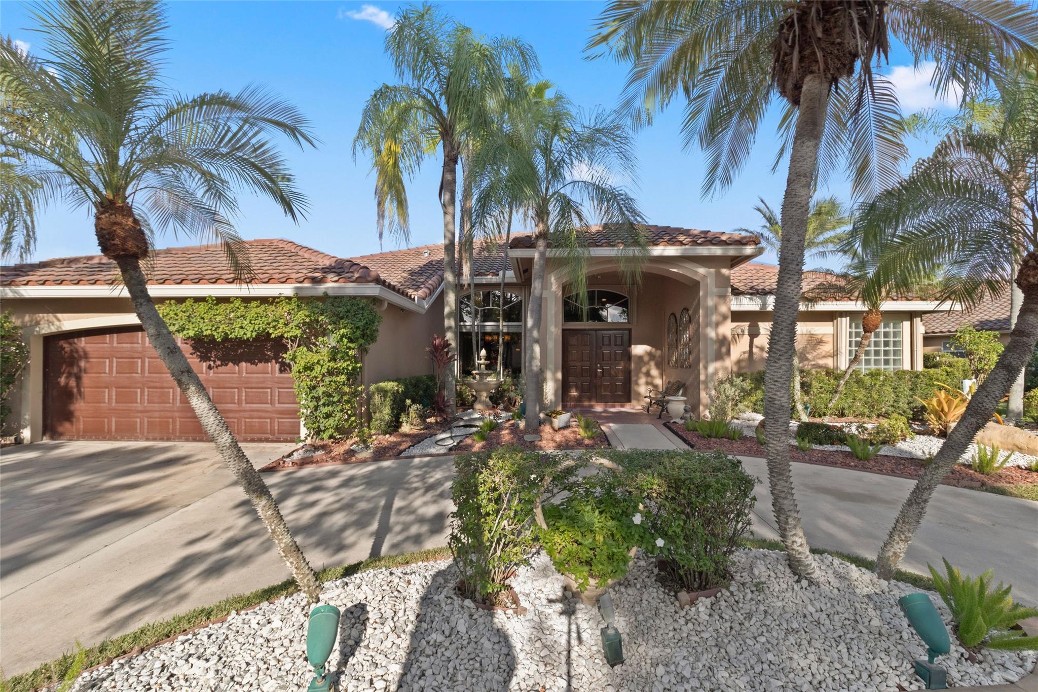 525 Stonemont Ln, Weston, FL 33326, 4 Bedrooms , 3 Bathrooms ,Single Family Residence,Off Market,F10534412, Horizon Palm Realty Group