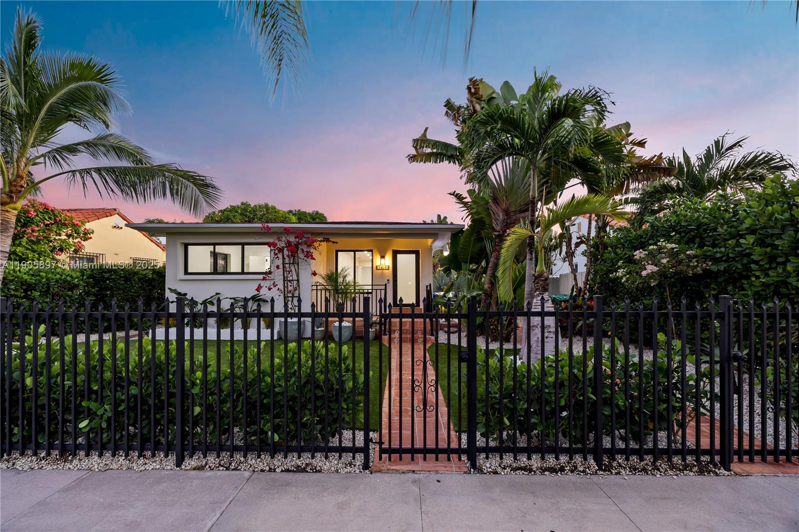 Amd Plat Adele Heights