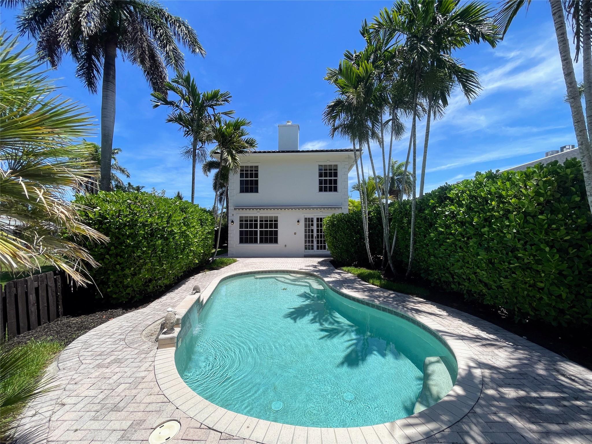 Homes for sale in Fort Lauderdale, FL | 929 Ne 18th Ct #1 2, Fort Lauderdale, FL 33305 | MLS# F10531405