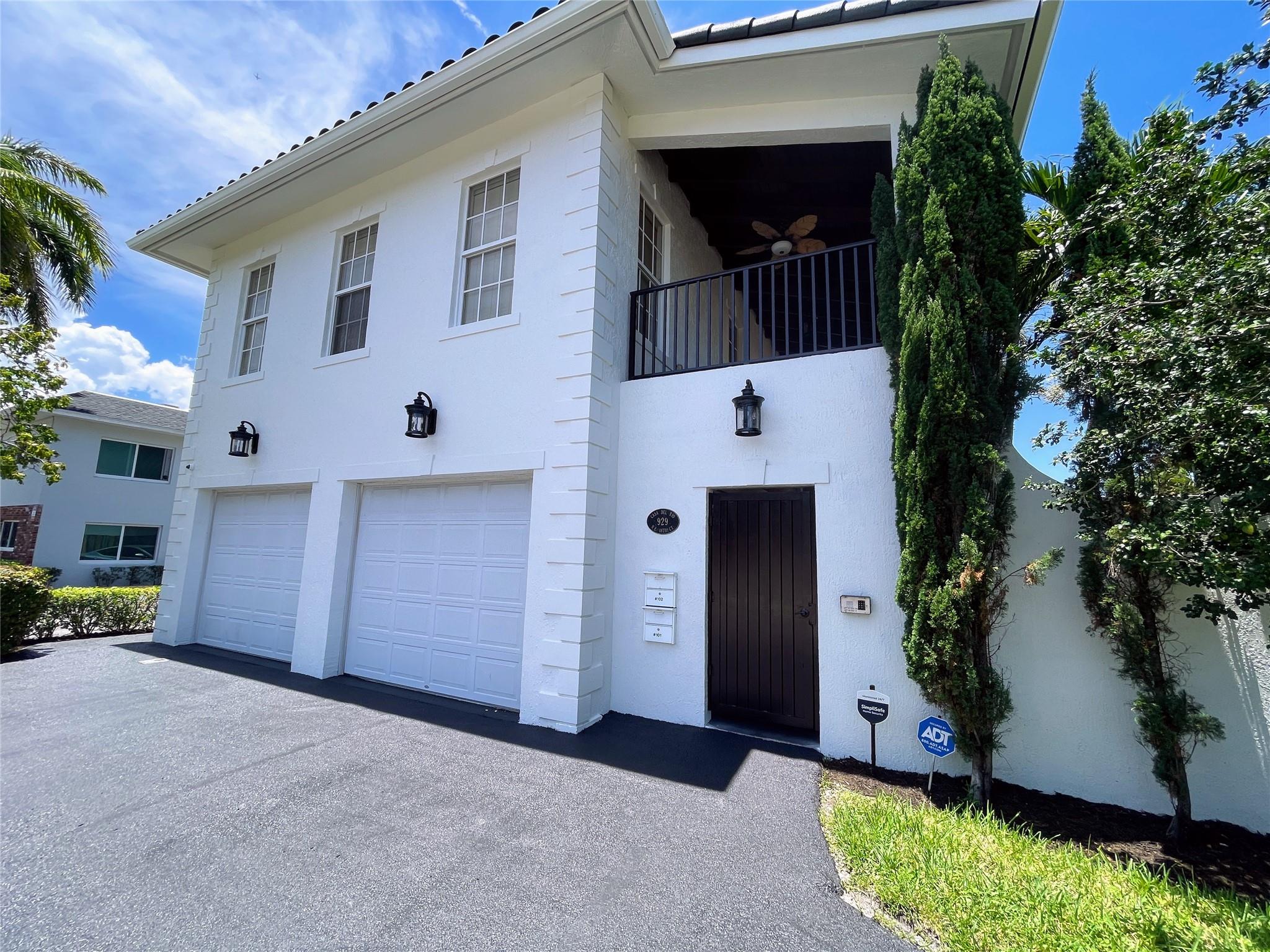 Homes for sale in Fort Lauderdale, FL | 929 Ne 18th Ct #1 2, Fort Lauderdale, FL 33305 | MLS# F10531405