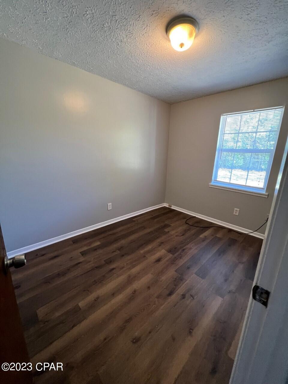 Image 7 For 829 Russ Lake Drive A