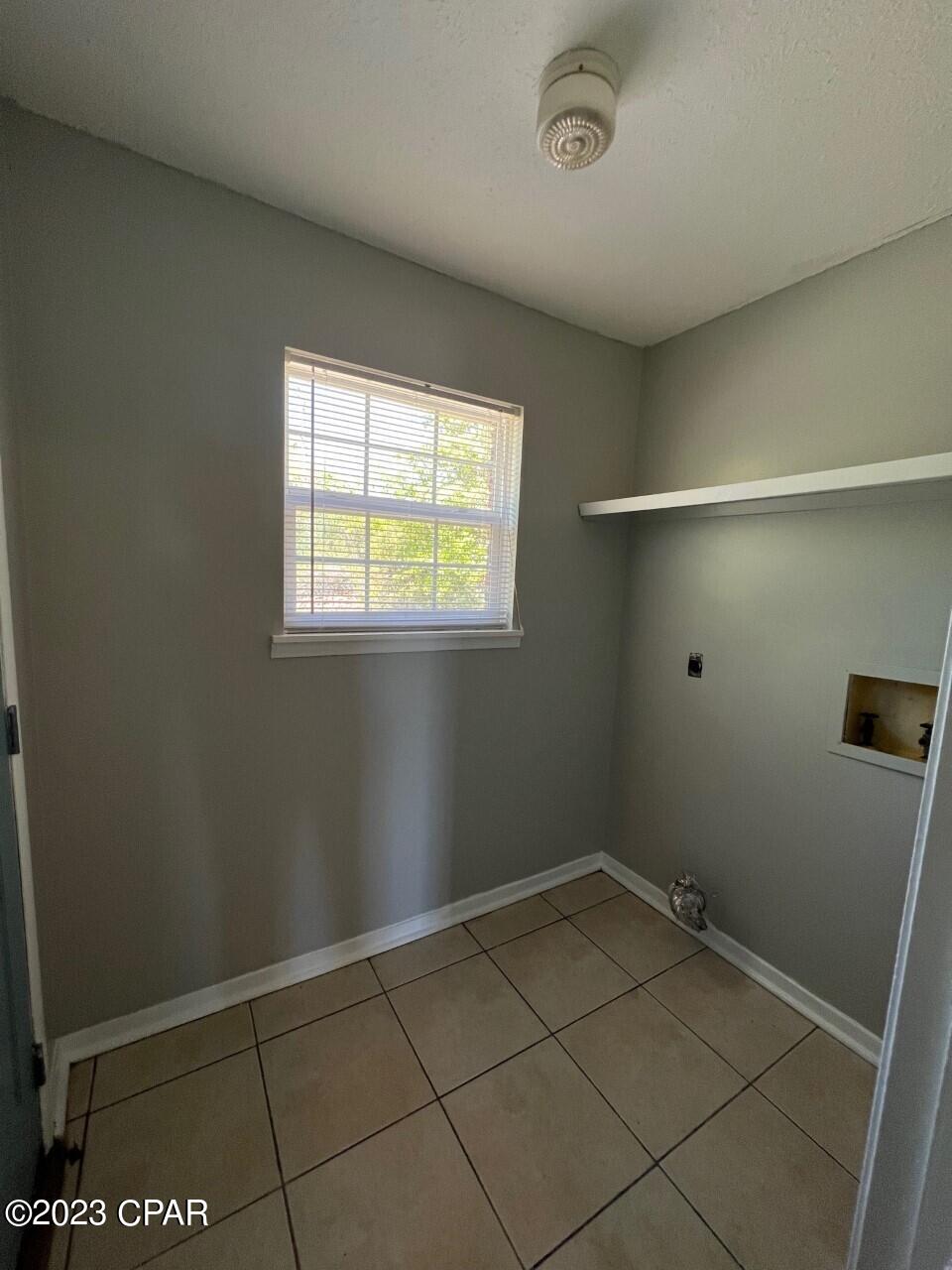 Image 8 For 829 Russ Lake Drive A