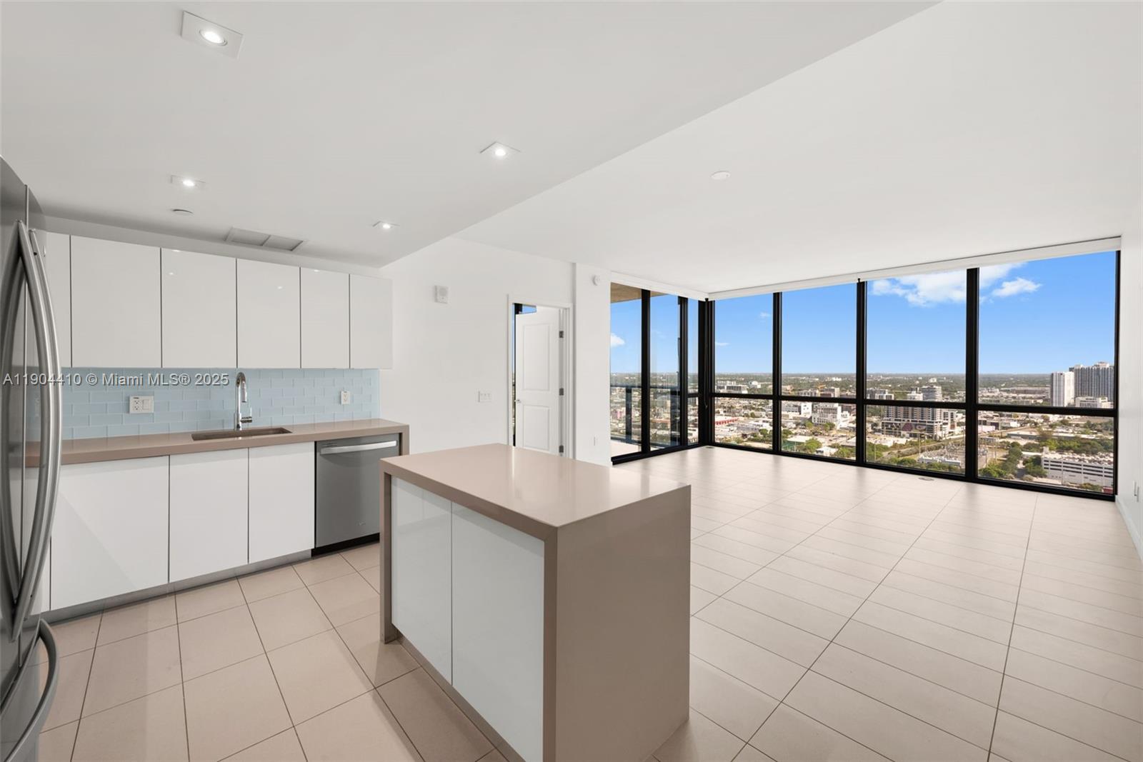 Canvas Condo