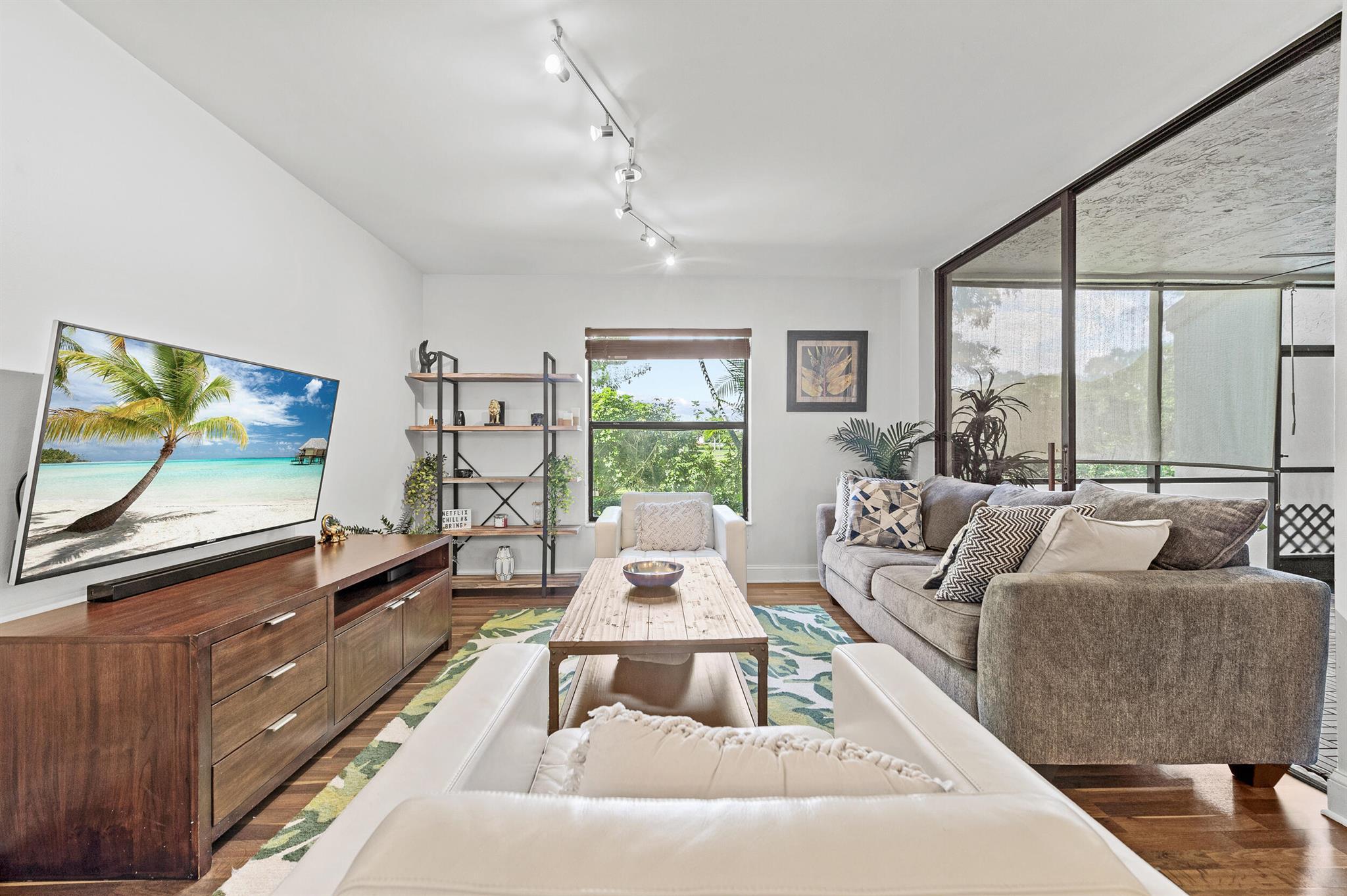 Baywood Village Ii-C Cond