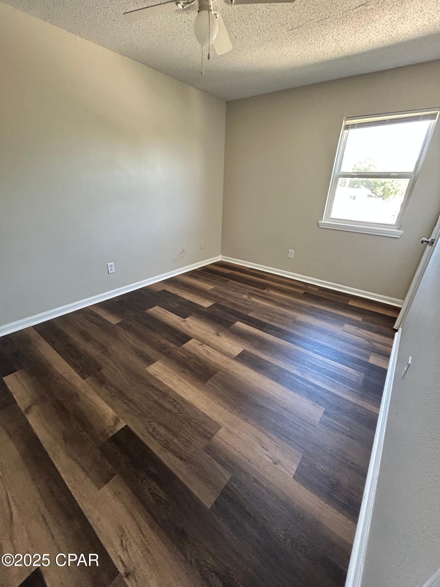 Image 5 For 3914 11th Street 403