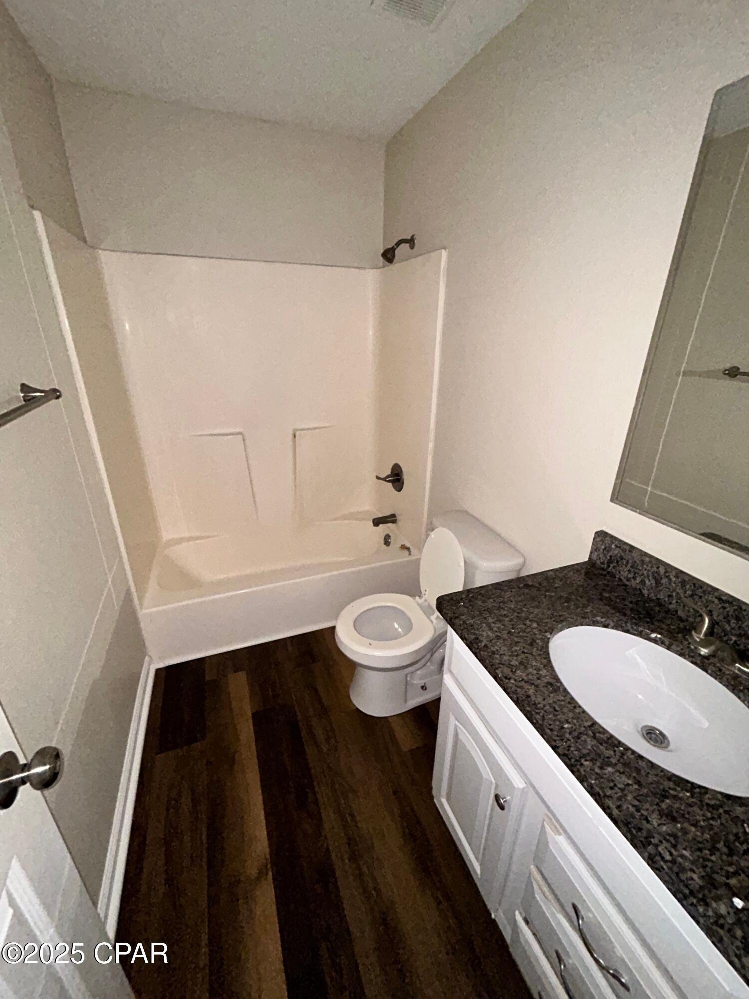 Image 8 For 3914 11th Street 403