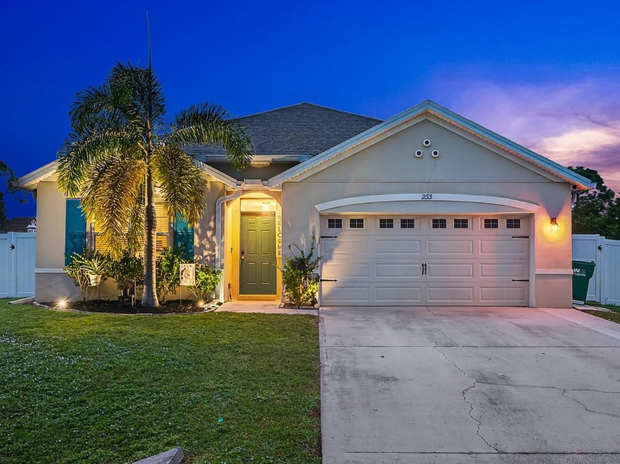 Homes for sale in Sebastian, FL | 233 Periwinkle Dr, Sebastian, FL 32958 | MLS# F10534109