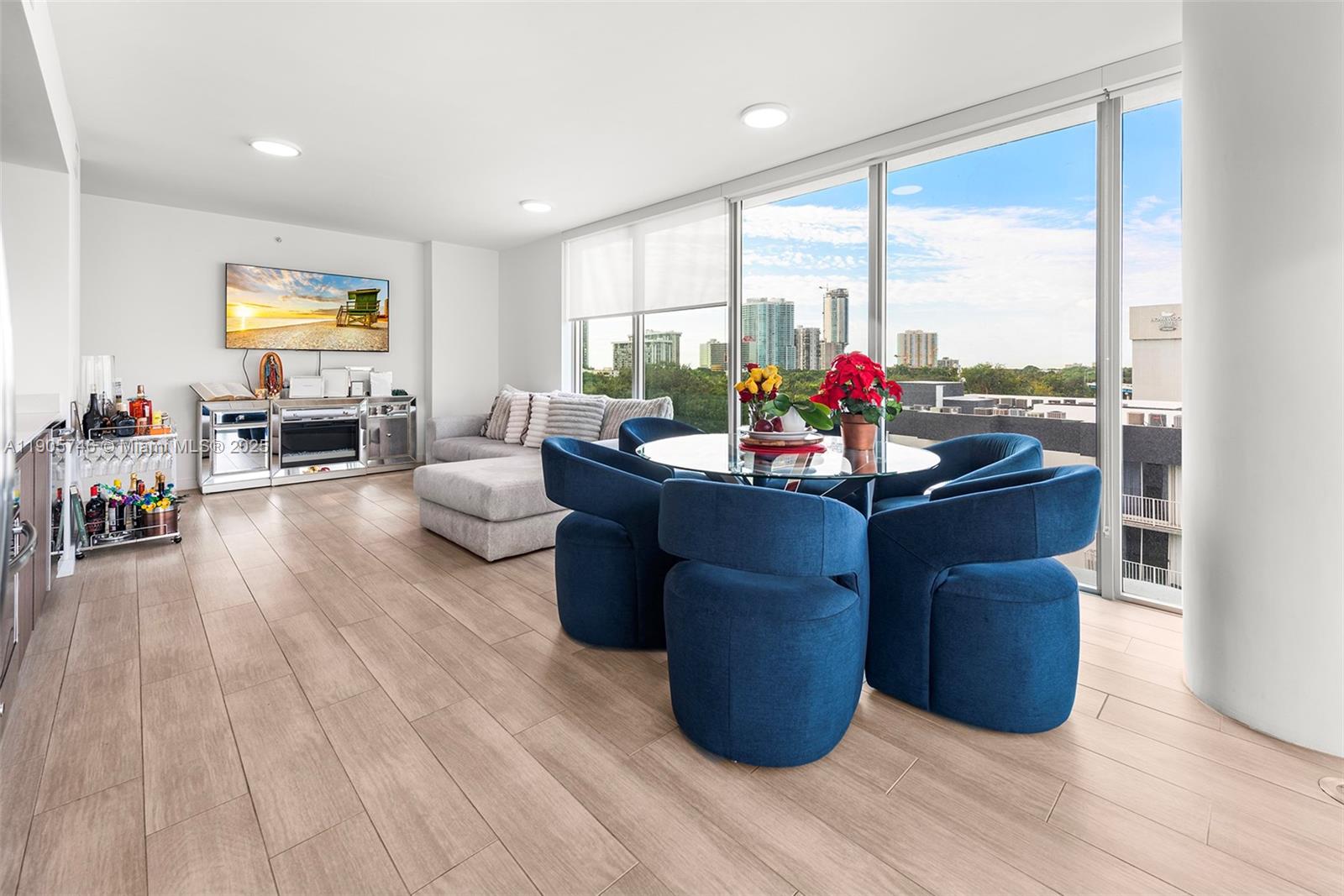 Apartamento para Alugar em Miami, FL