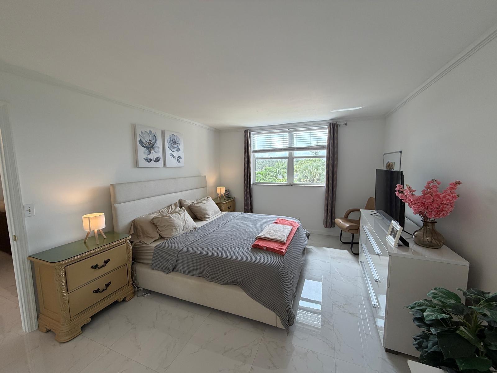 Homes for sale in Lauderdale Lakes, FL | 2901 Nw 46Th Ave #305, Lauderdale Lakes, FL 33313 | MLS# F10534529