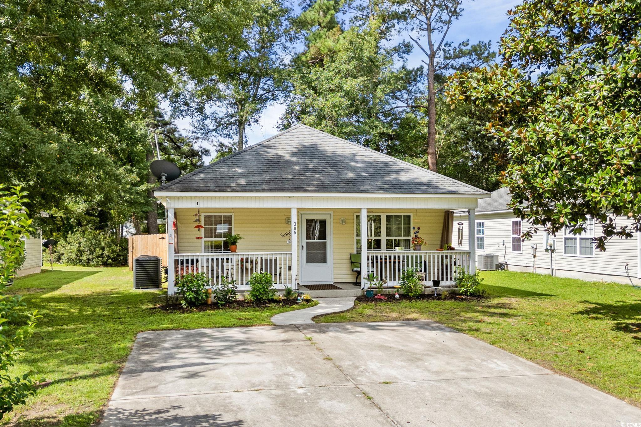 305 Woodrow St. Tabor City, NC 28463