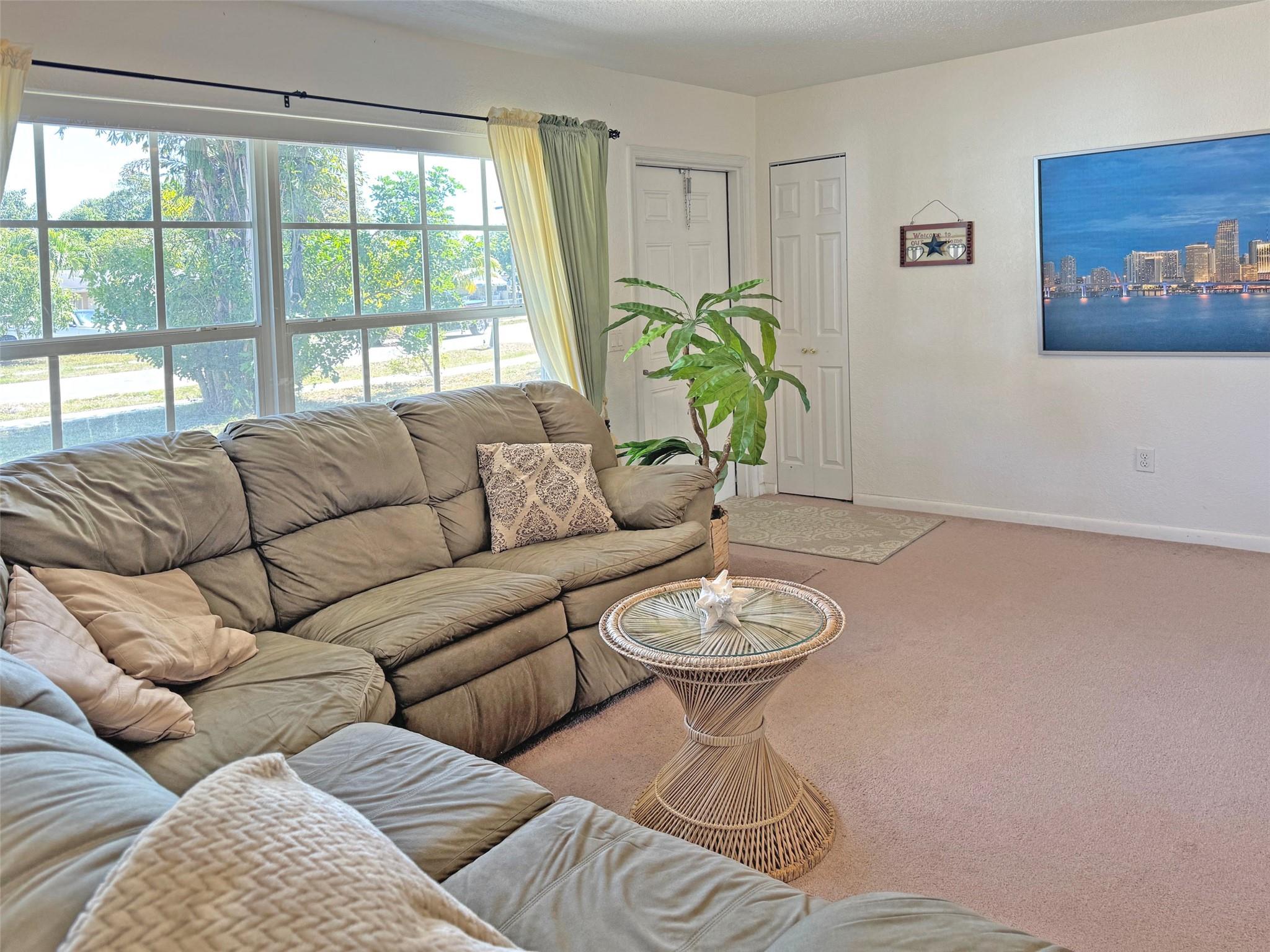 Homes for sale in Greenacres, FL | 3701 S 56Th Ter, Greenacres, FL 33463 | MLS# F10534430