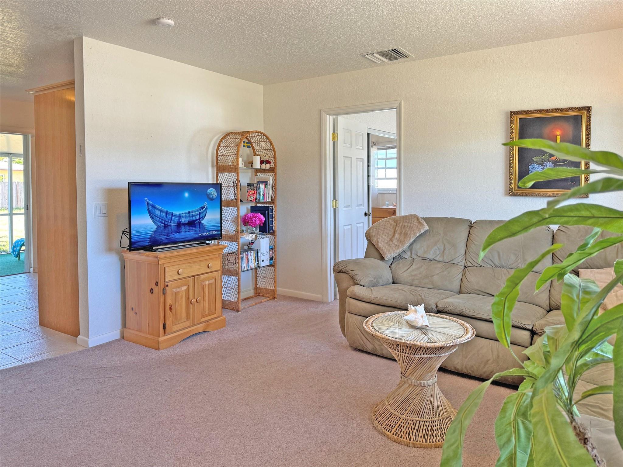 Homes for sale in Greenacres, FL | 3701 S 56Th Ter, Greenacres, FL 33463 | MLS# F10534430