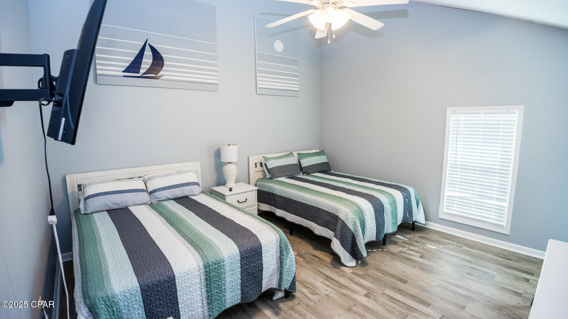 Image 25 For 17462 Front Beach Road 27a