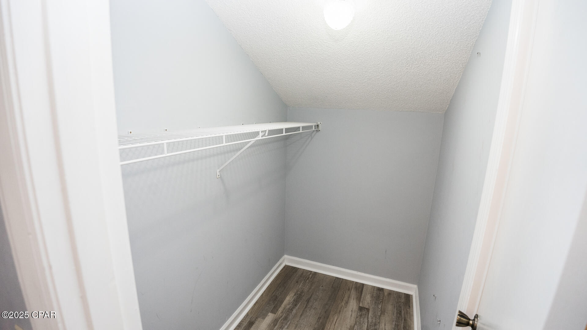 Image 31 For 17462 Front Beach Road 27a