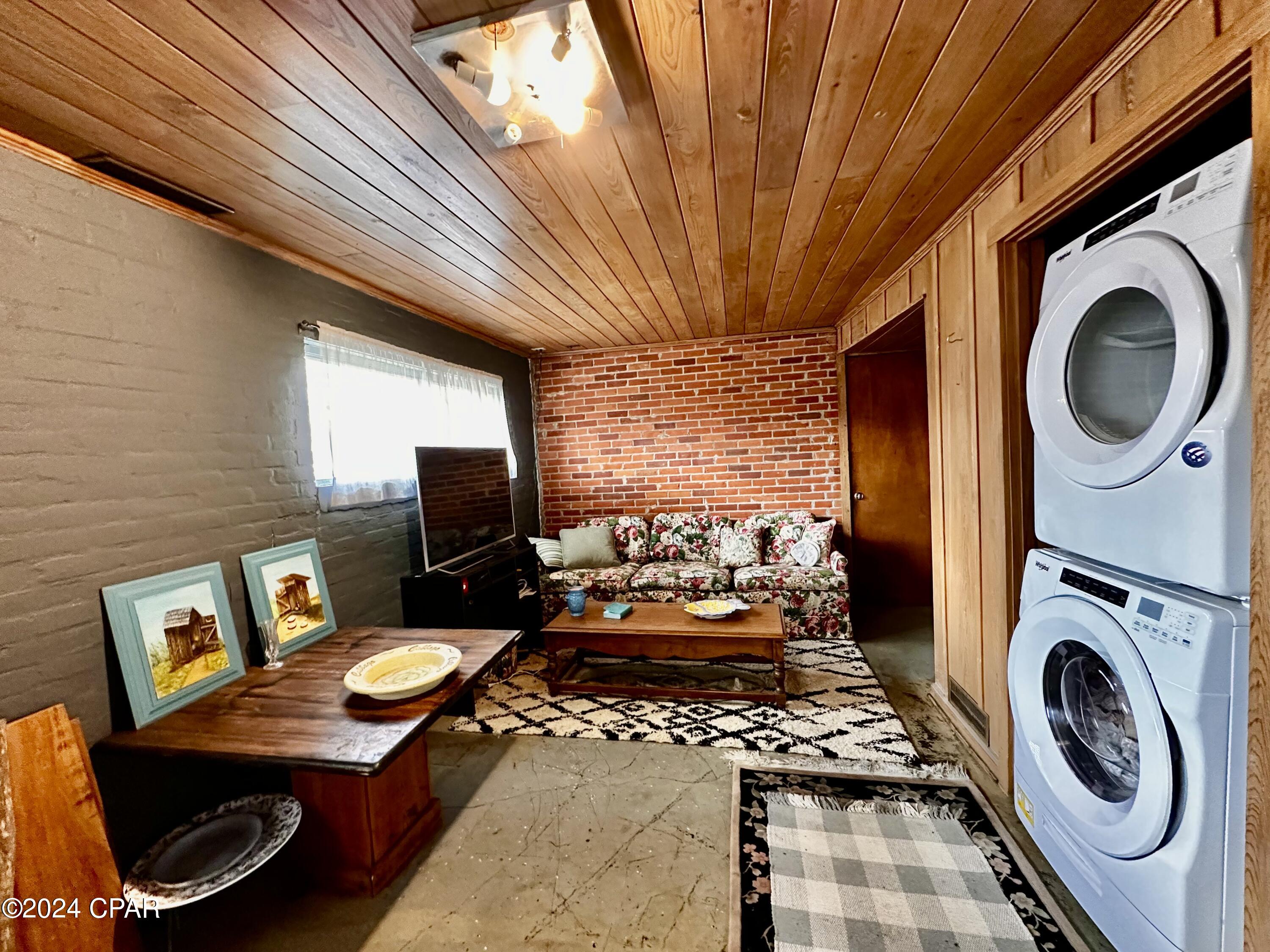 Image 39 For 2962 Dogwood Street