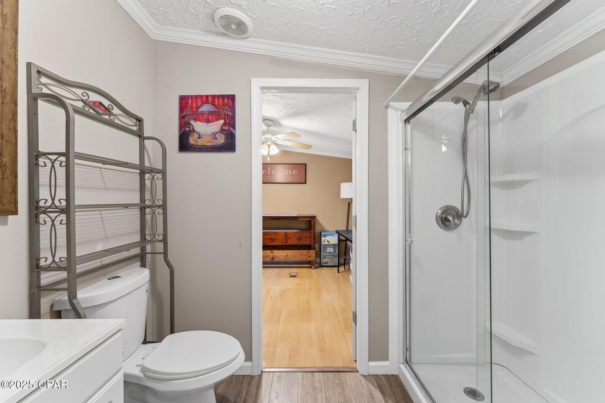 Image 32 For 1304 Moon Court