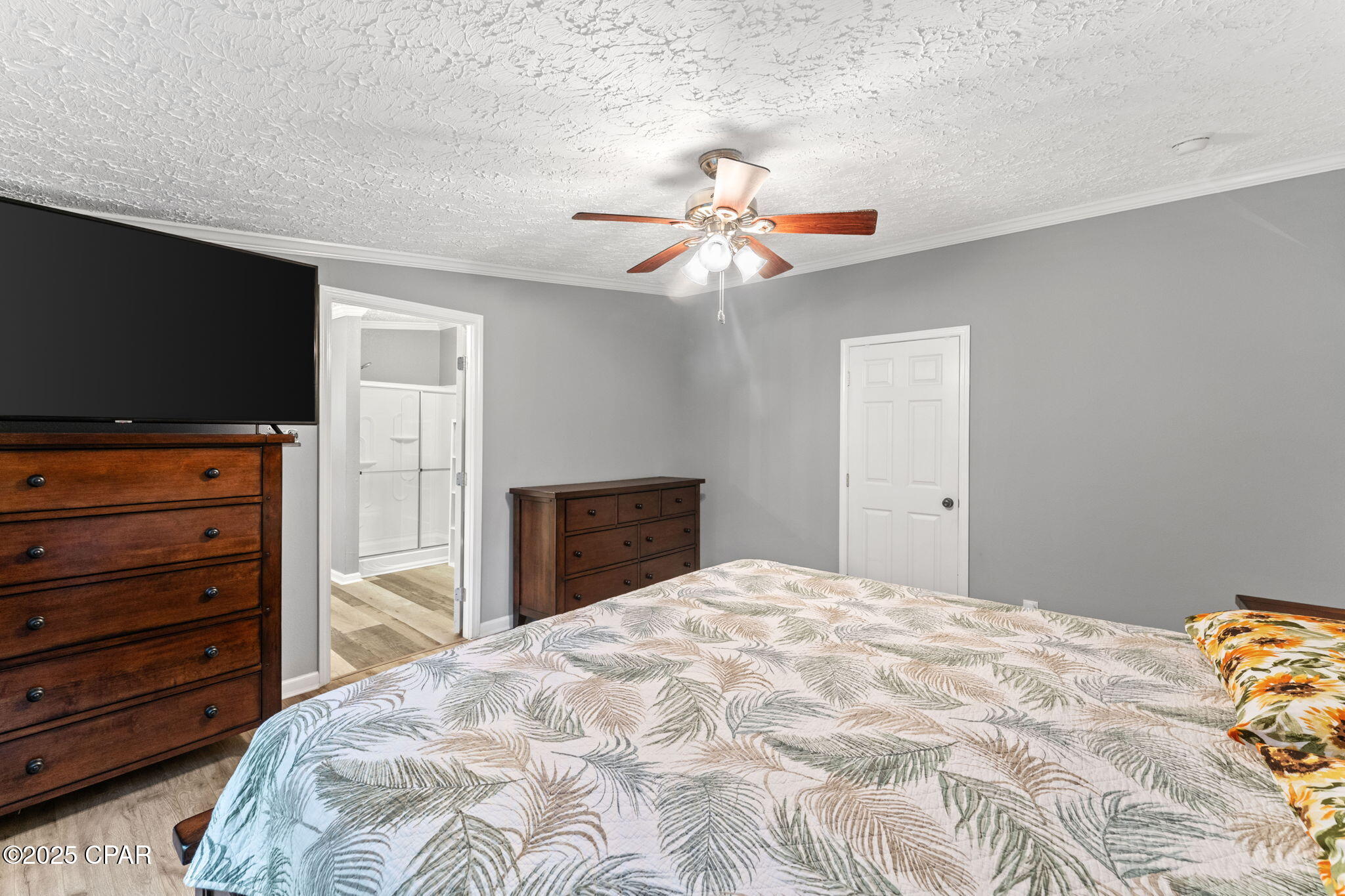 Image 37 For 1304 Moon Court