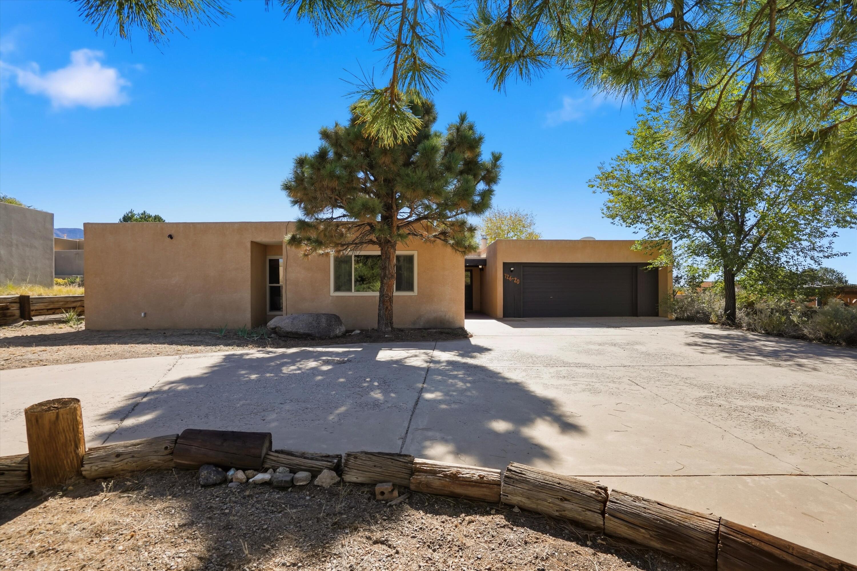 Homes for sale in Albuquerque, NM | 726 Tramway Vista Dr Ne #20, Albuquerque, NM 87122 | MLS# 1093837