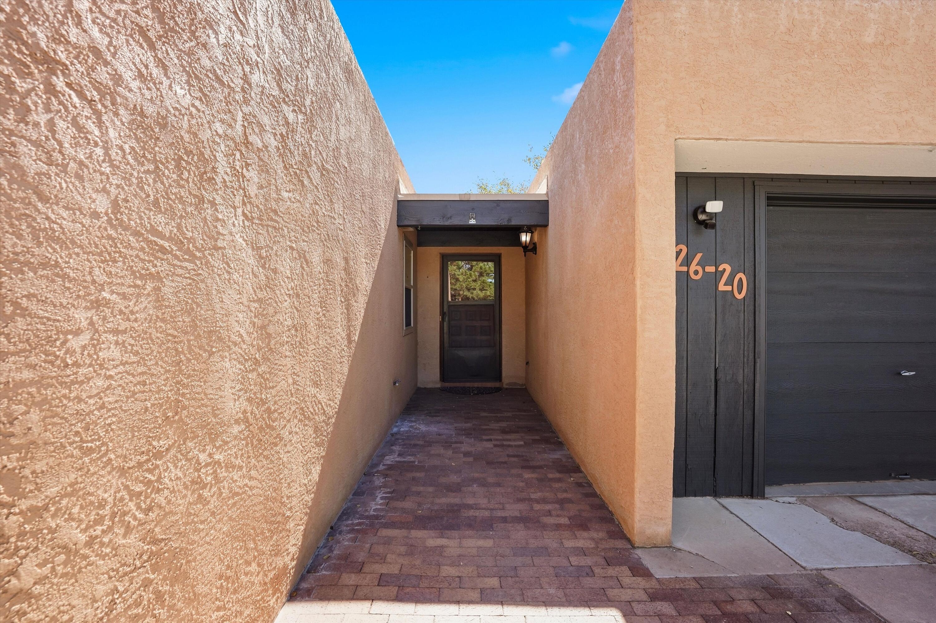 Homes for sale in Albuquerque, NM | 726 Tramway Vista Dr Ne #20, Albuquerque, NM 87122 | MLS# 1093837