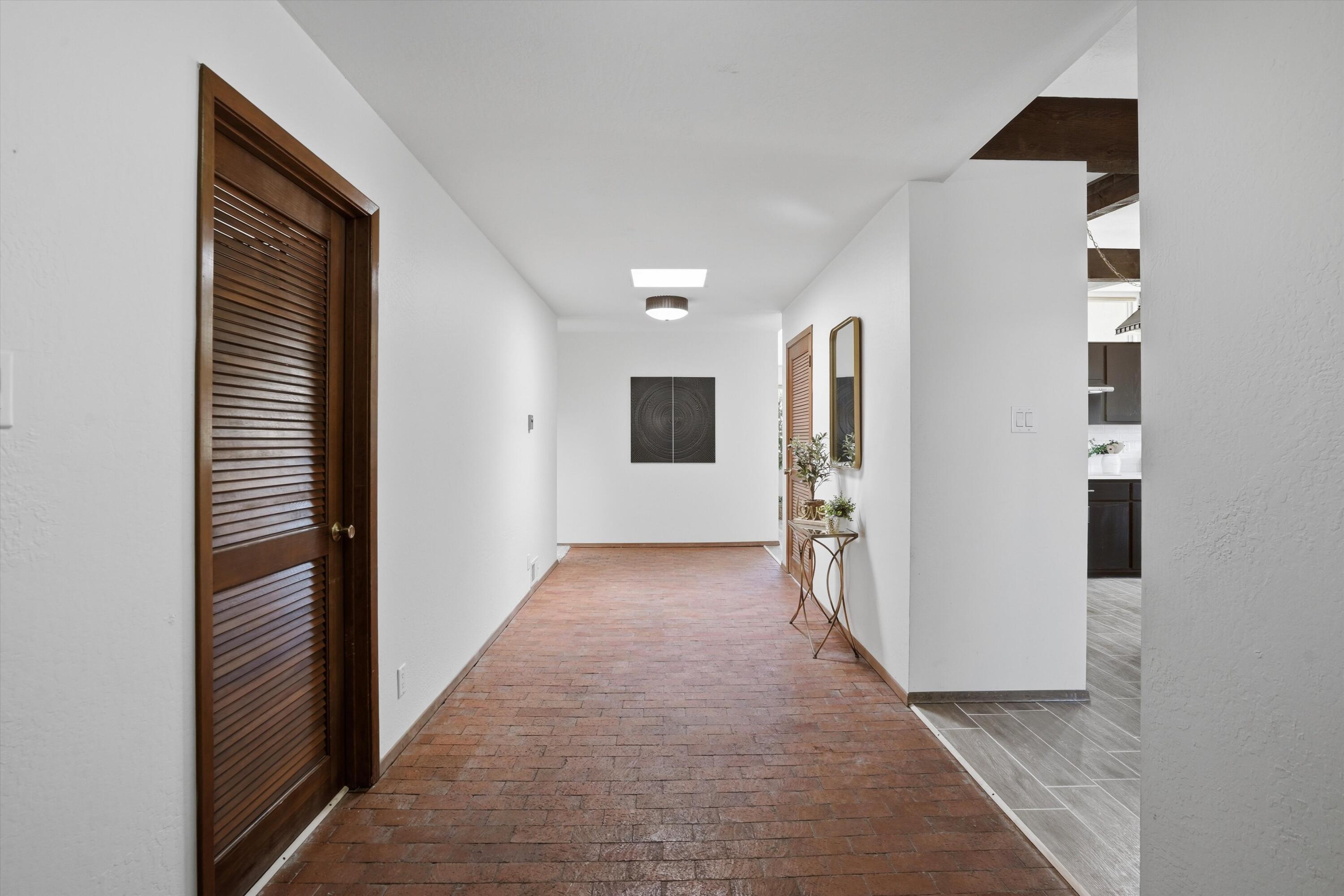 Homes for sale in Albuquerque, NM | 726 Tramway Vista Dr Ne #20, Albuquerque, NM 87122 | MLS# 1093837