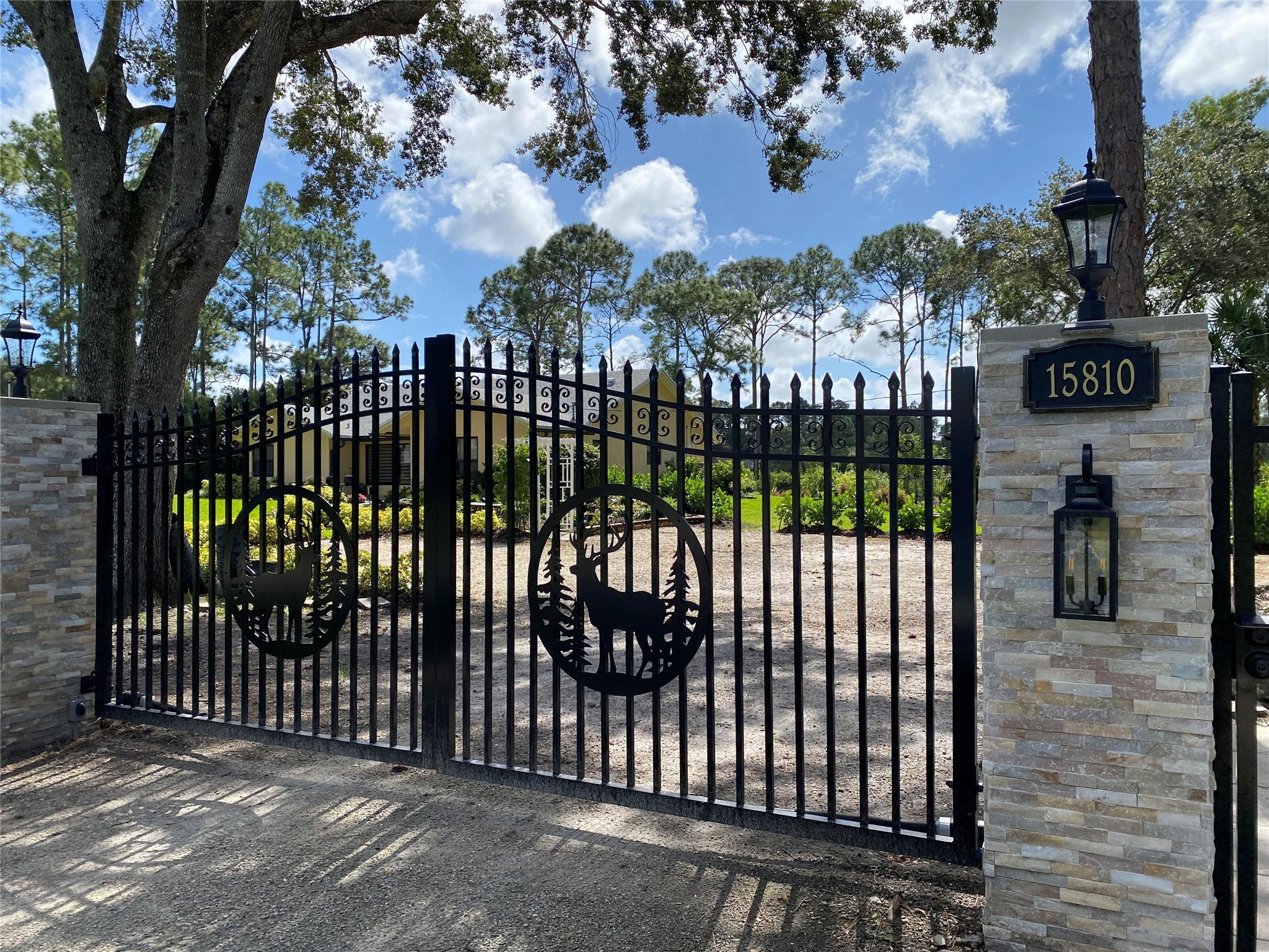 Homes for sale in Loxahatchee, FL | 15810 N 83Rd Lane N, Loxahatchee, FL 33470 | MLS# F10534523