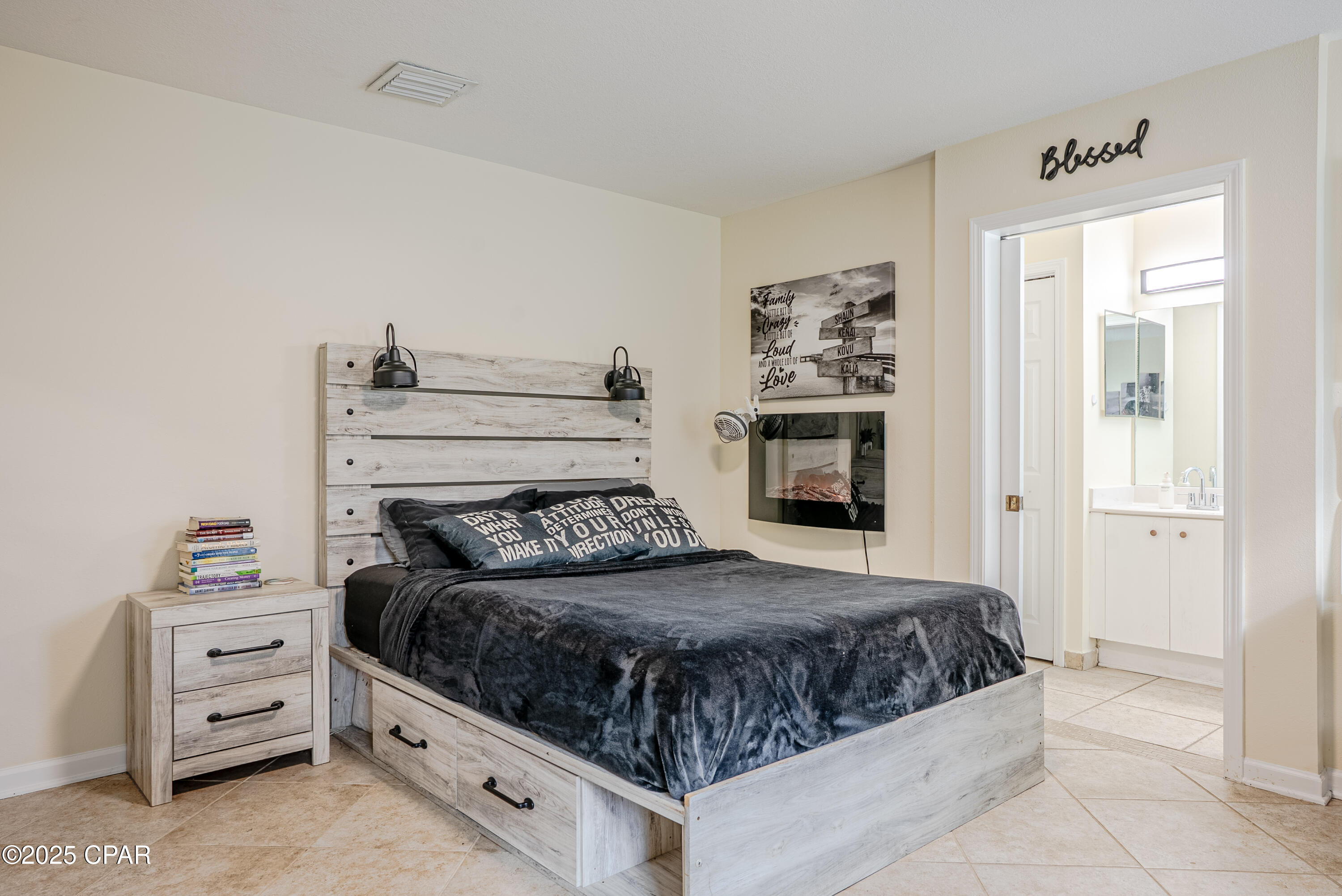 Image 32 For 101 Woodtrail Drive