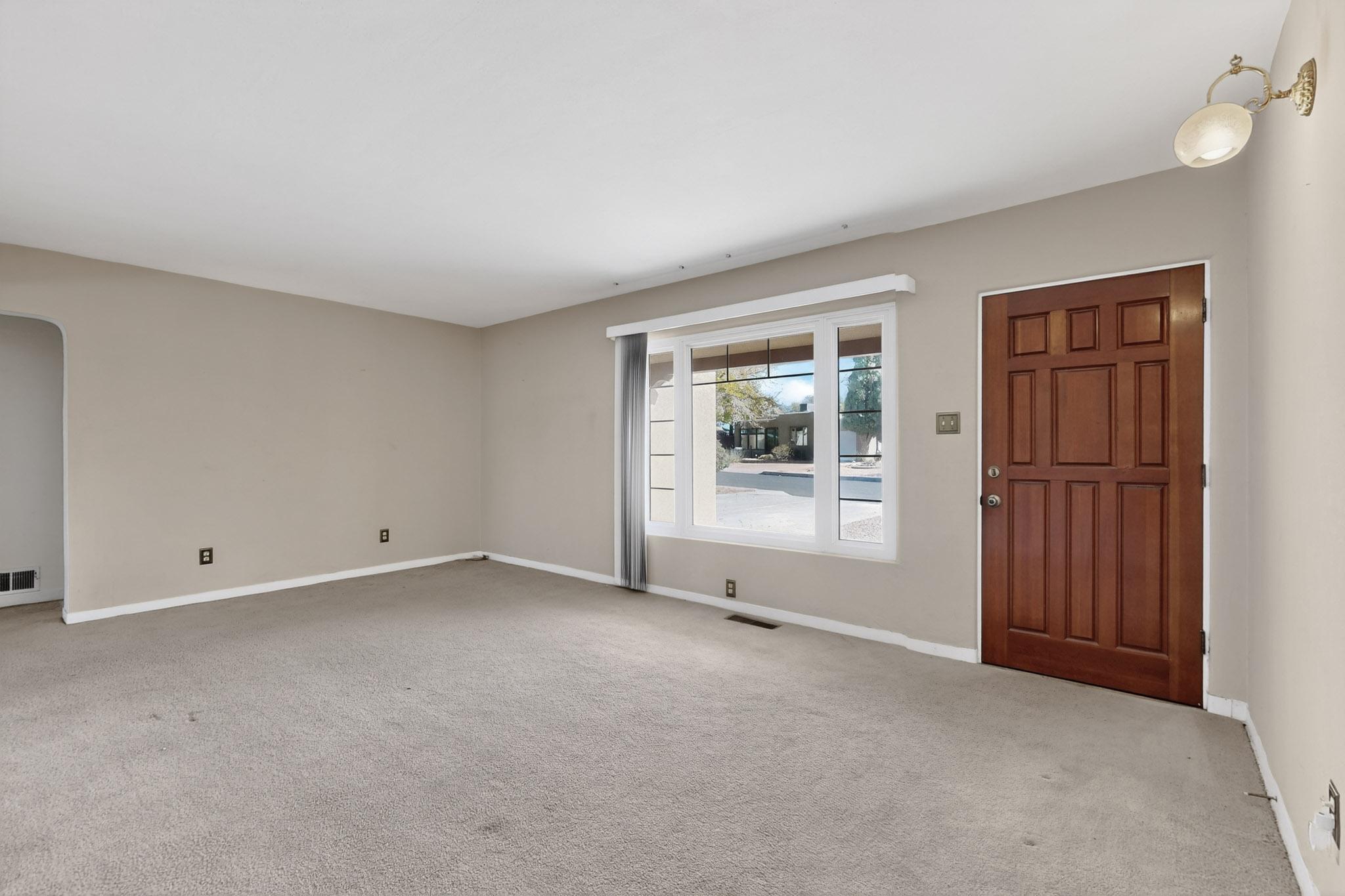 1319 Manzano Street NE Living Room