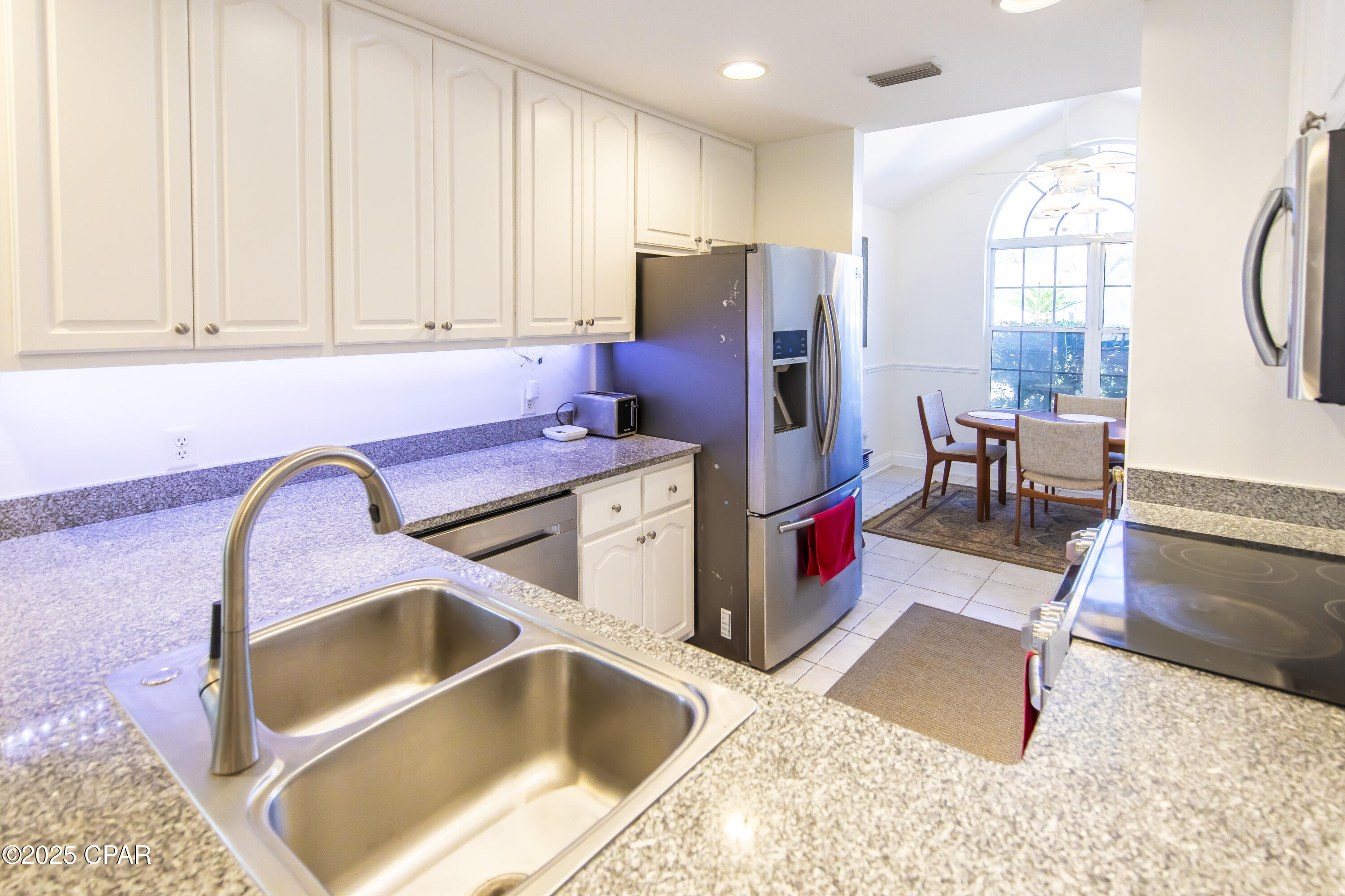 Image 9 For 21401 Palm Avenue