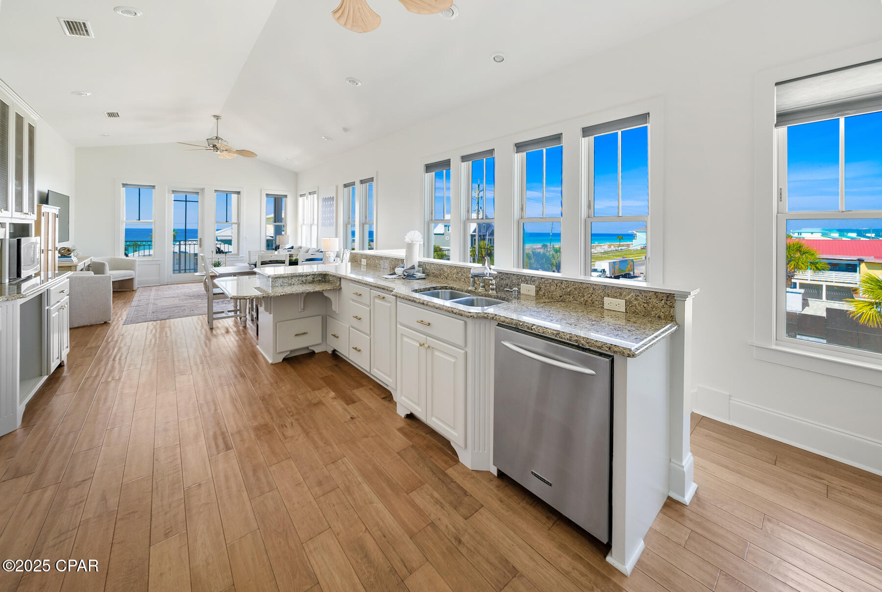 Image 10 For 17820 Front Beach Road B