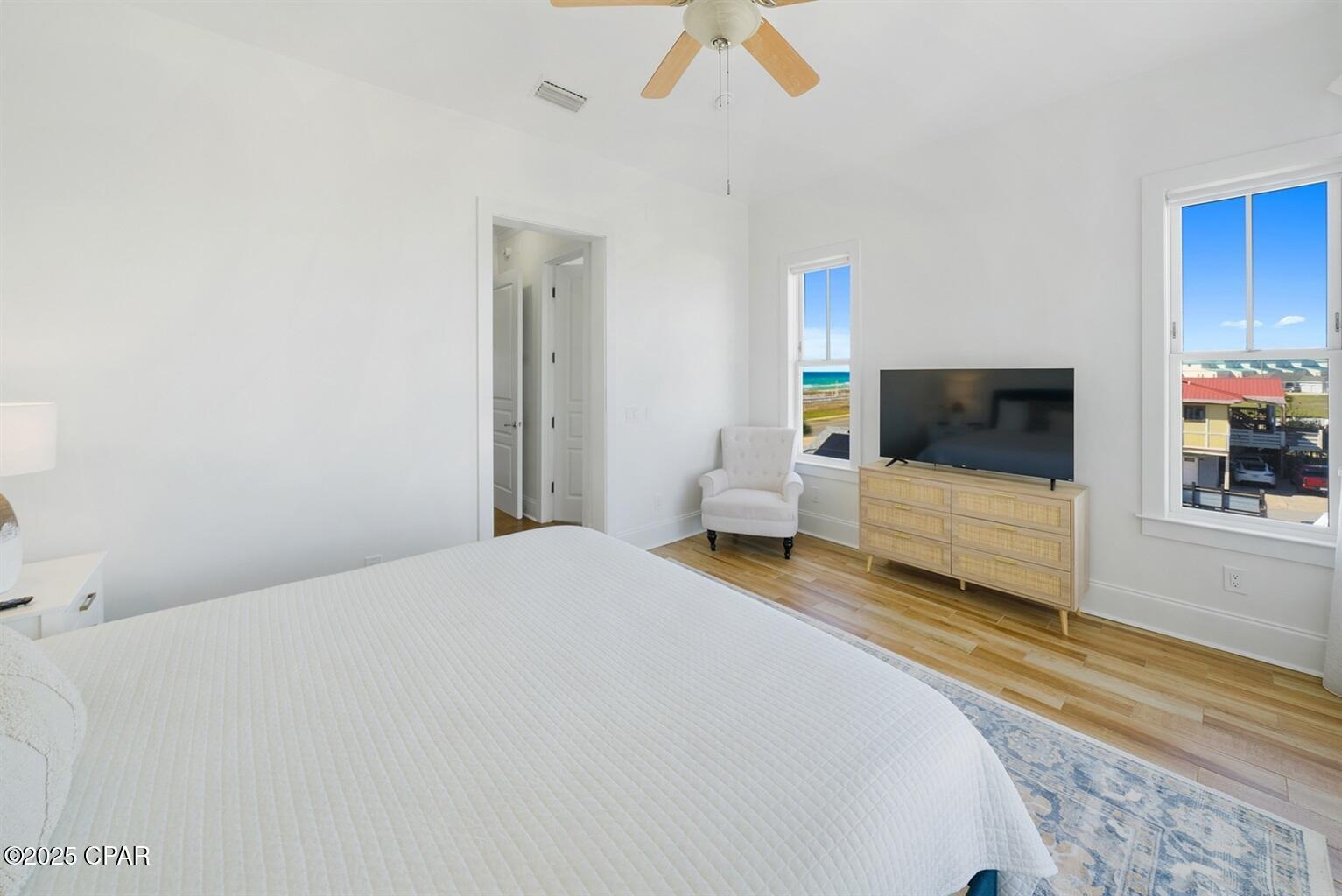 Image 21 For 17820 Front Beach Road B